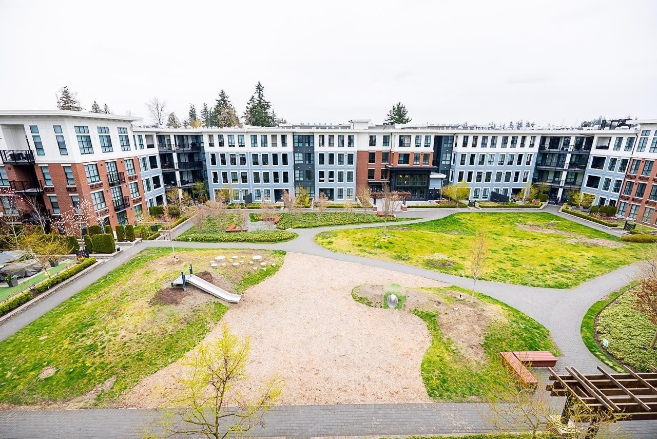 









15137


33

Avenue, 401,
Surrey,




BC
V3Z 0Y1

