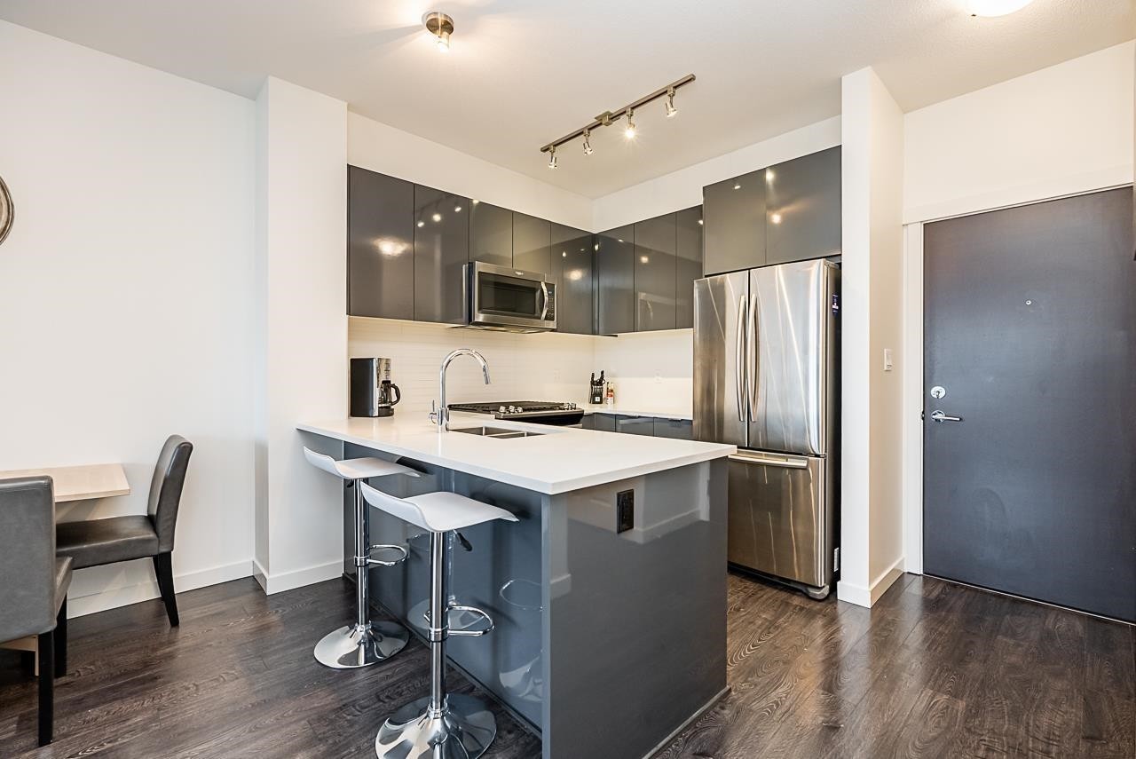 









15137


33

Avenue, 401,
Surrey,




BC
V3Z 0Y1

