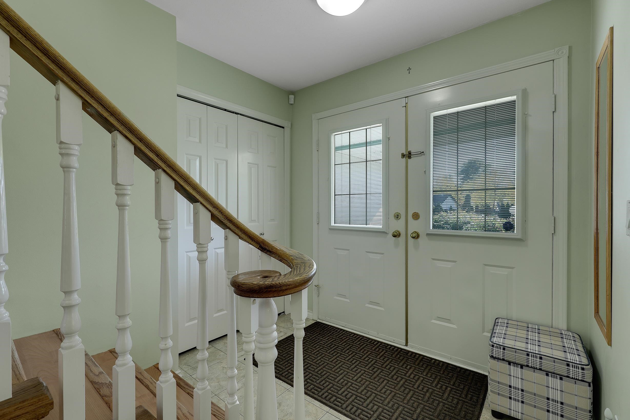 









8182


140b

Street,
Surrey,




BC
V3W 8X3

