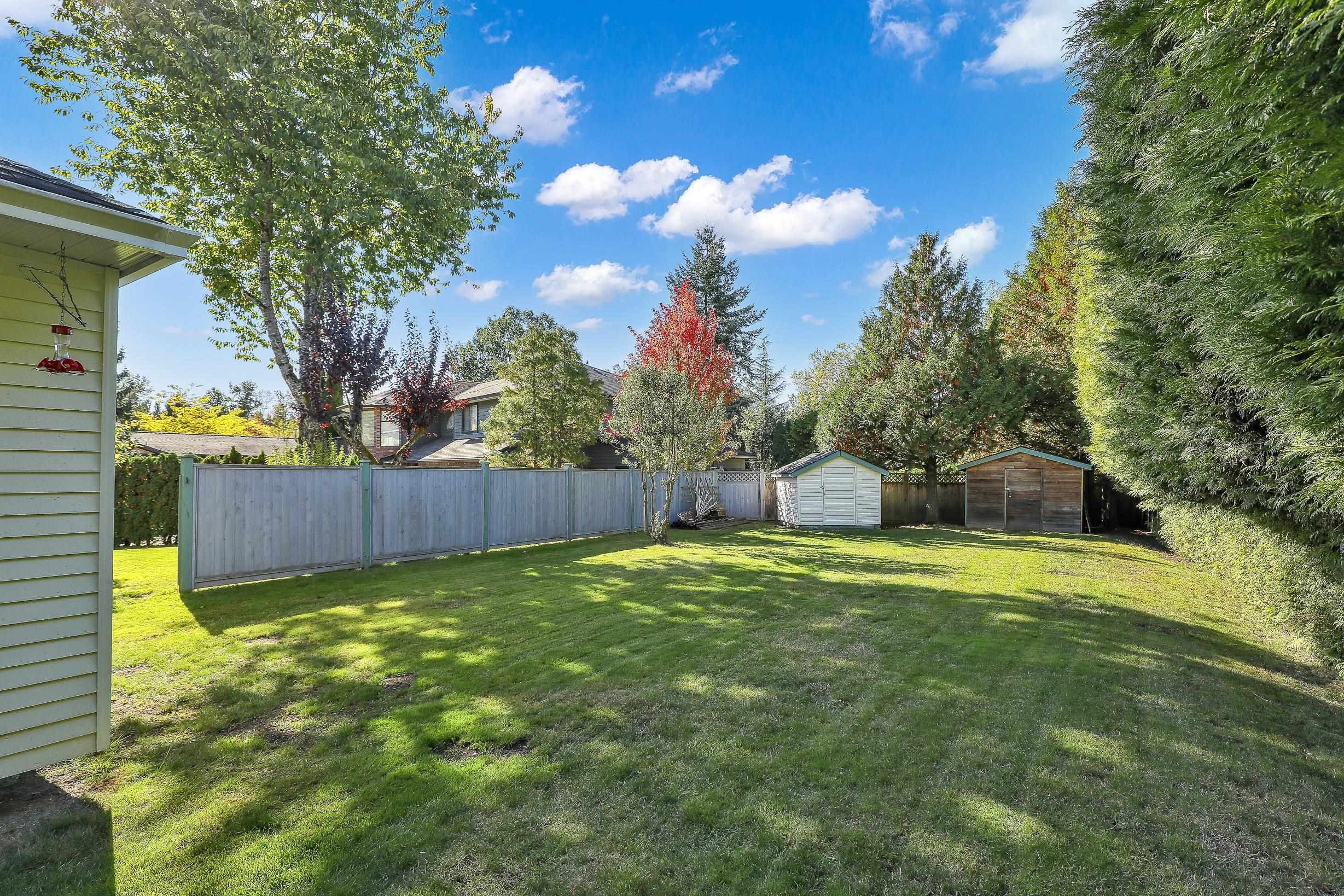 









8182


140b

Street,
Surrey,




BC
V3W 8X3

