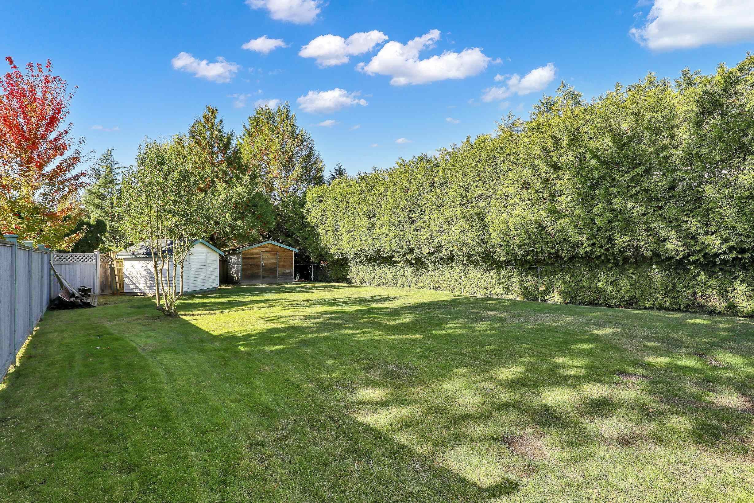 









8182


140b

Street,
Surrey,




BC
V3W 8X3

