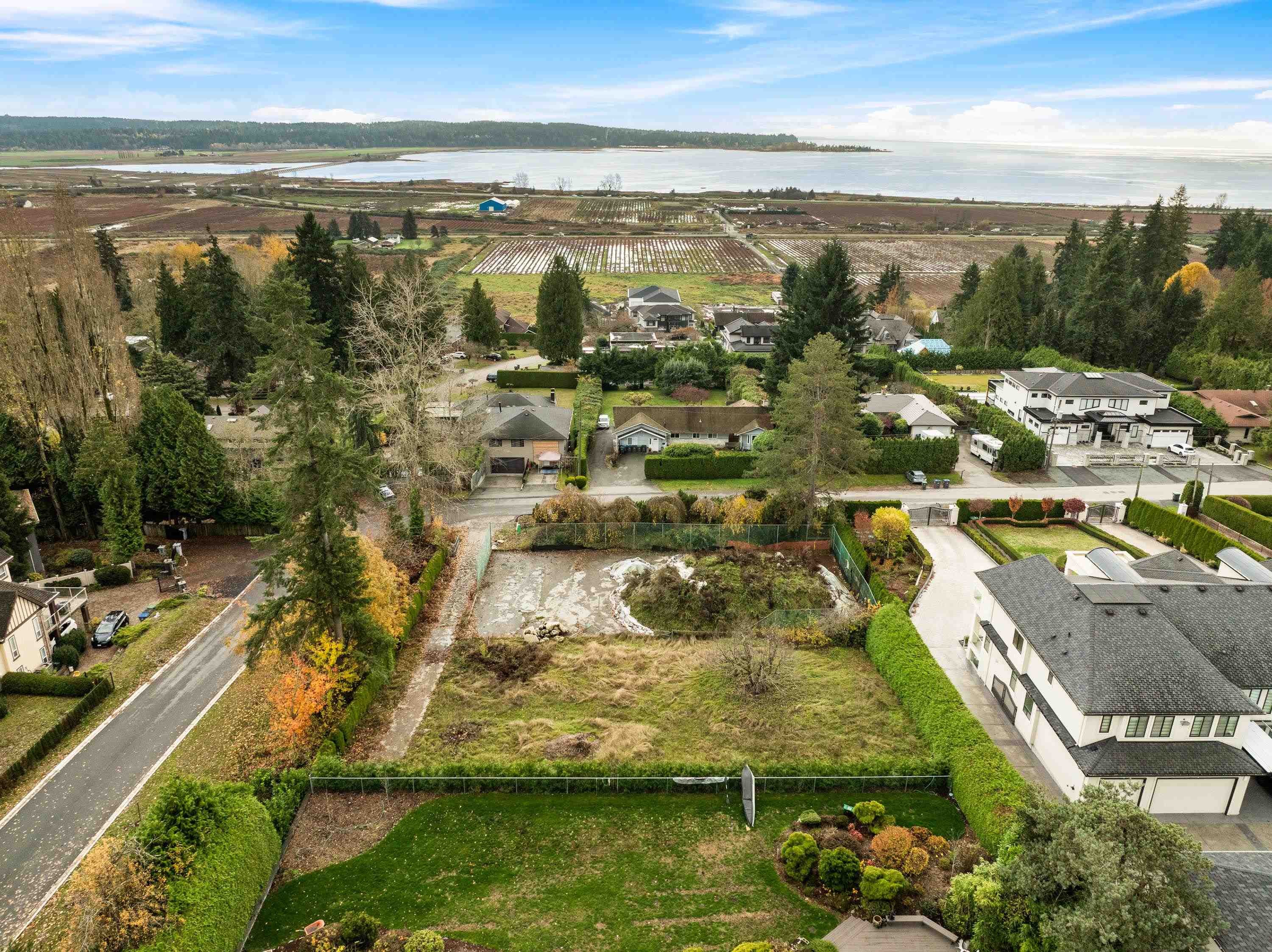 









12793


54

Avenue,
Surrey,







BC
V3X 3C1

