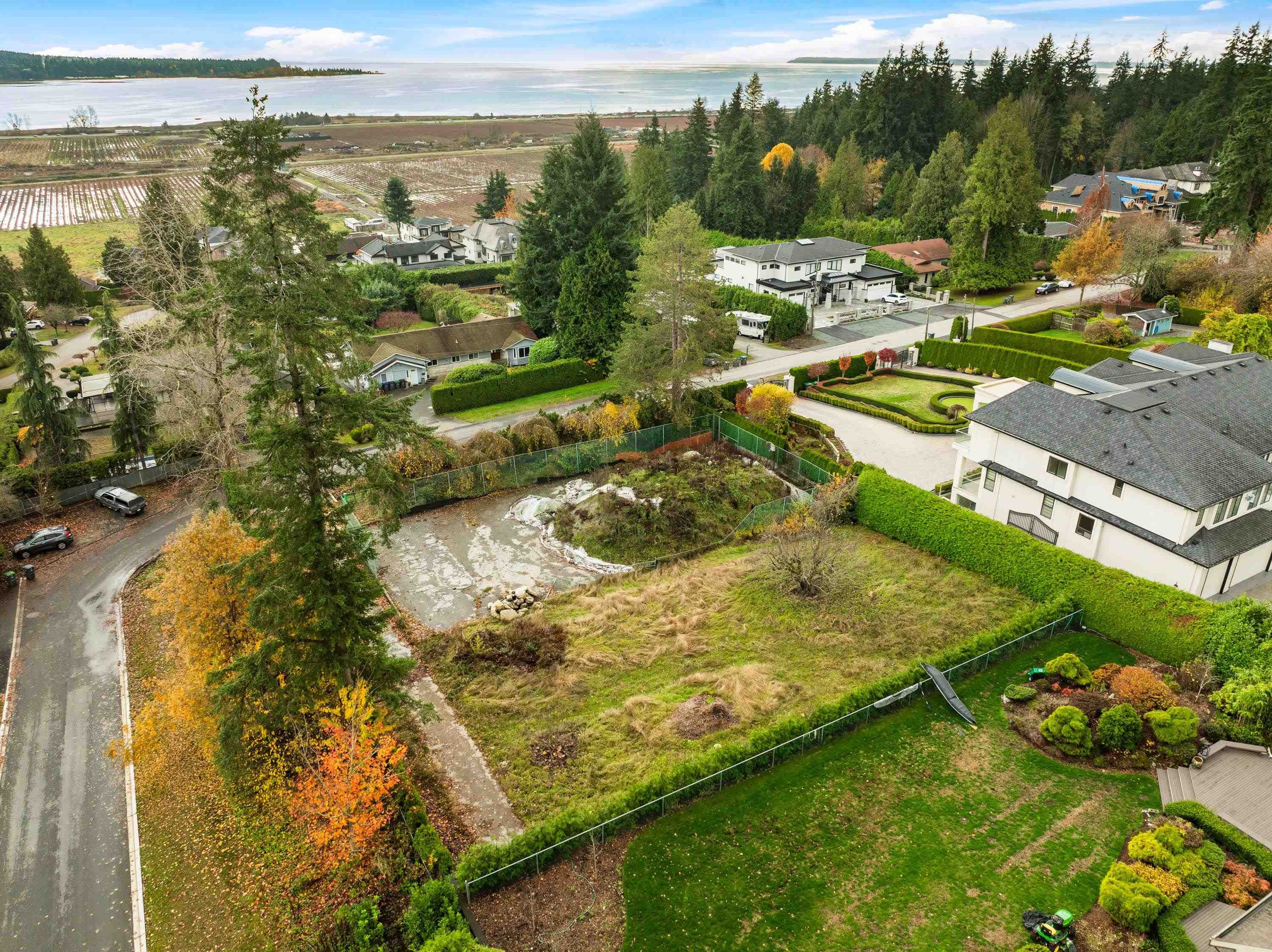 









12793


54

Avenue,
Surrey,







BC
V3X 3C1

