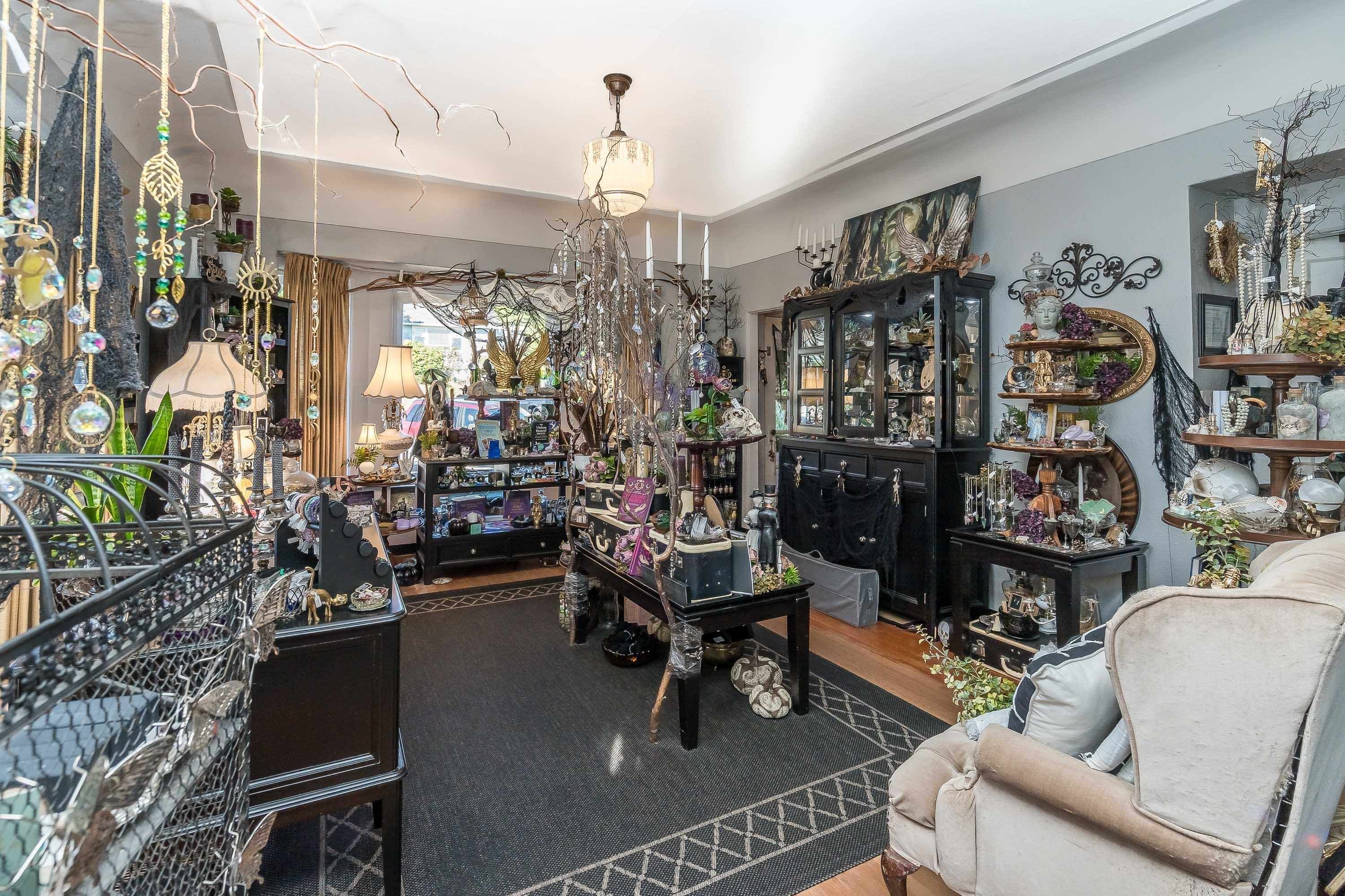 









33026


2

Avenue,
Mission,




BC
V2V 1J8

