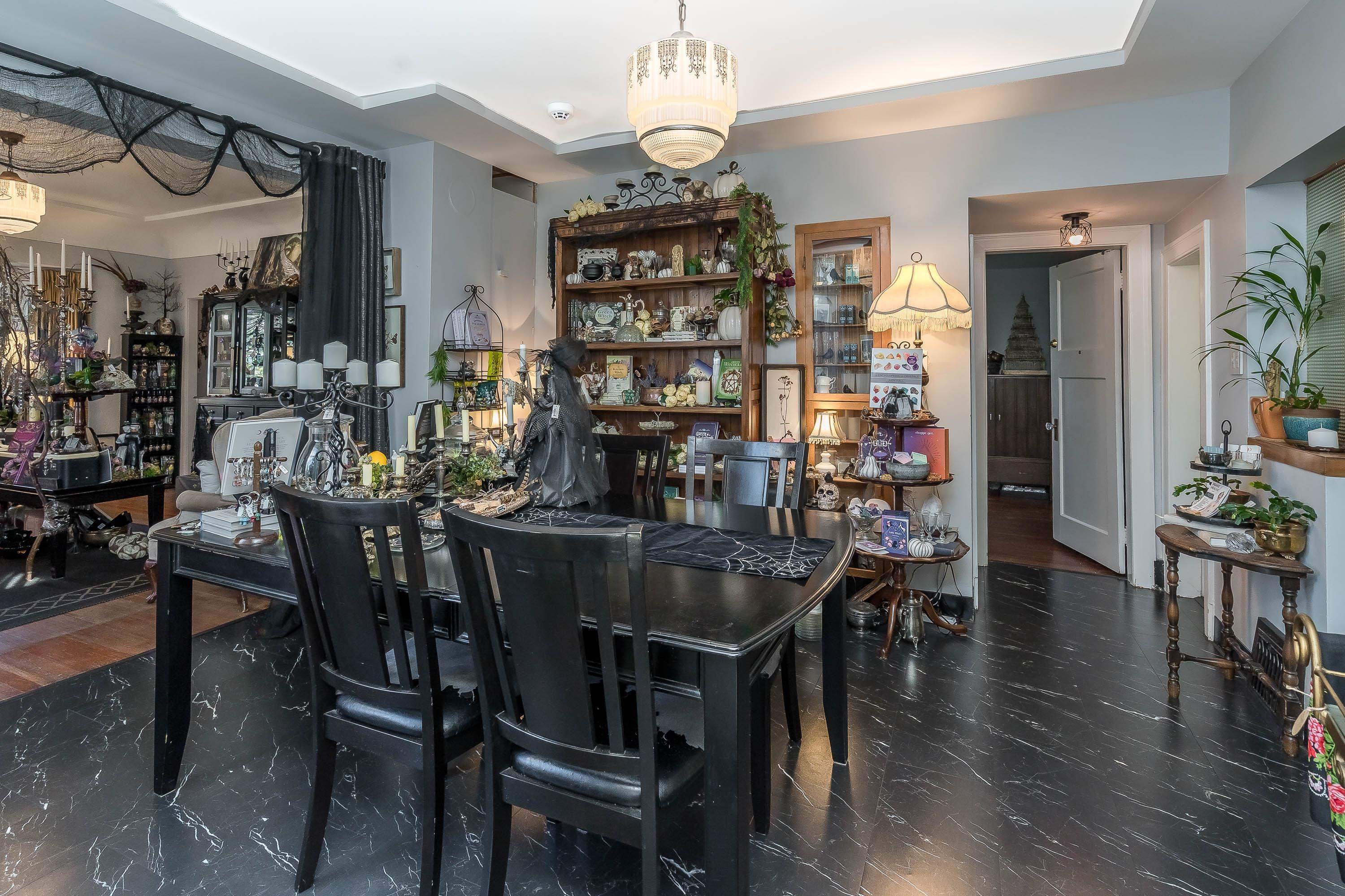 









33026


2

Avenue,
Mission,




BC
V2V 1J8

