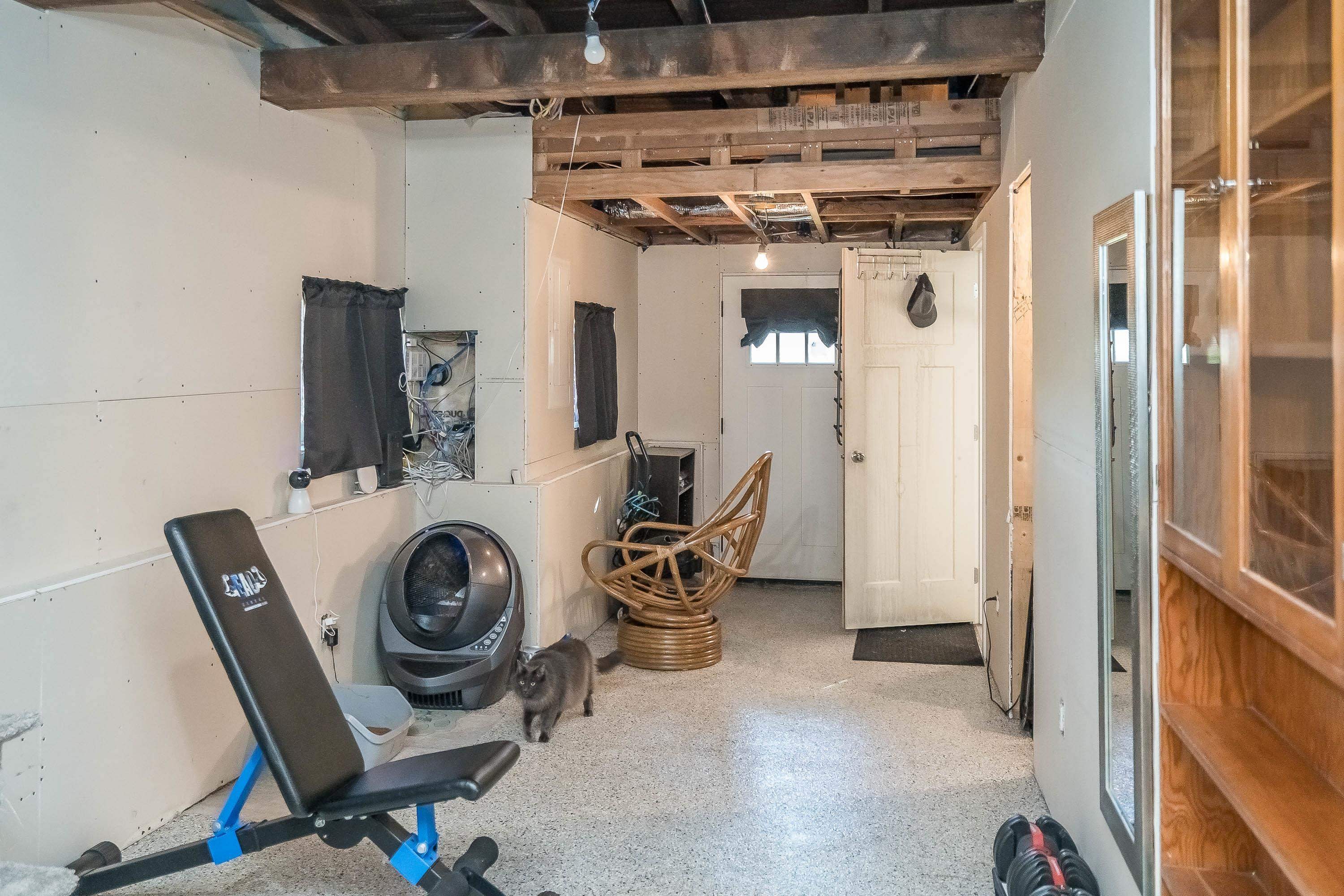 









33026


2

Avenue,
Mission,




BC
V2V 1J8

