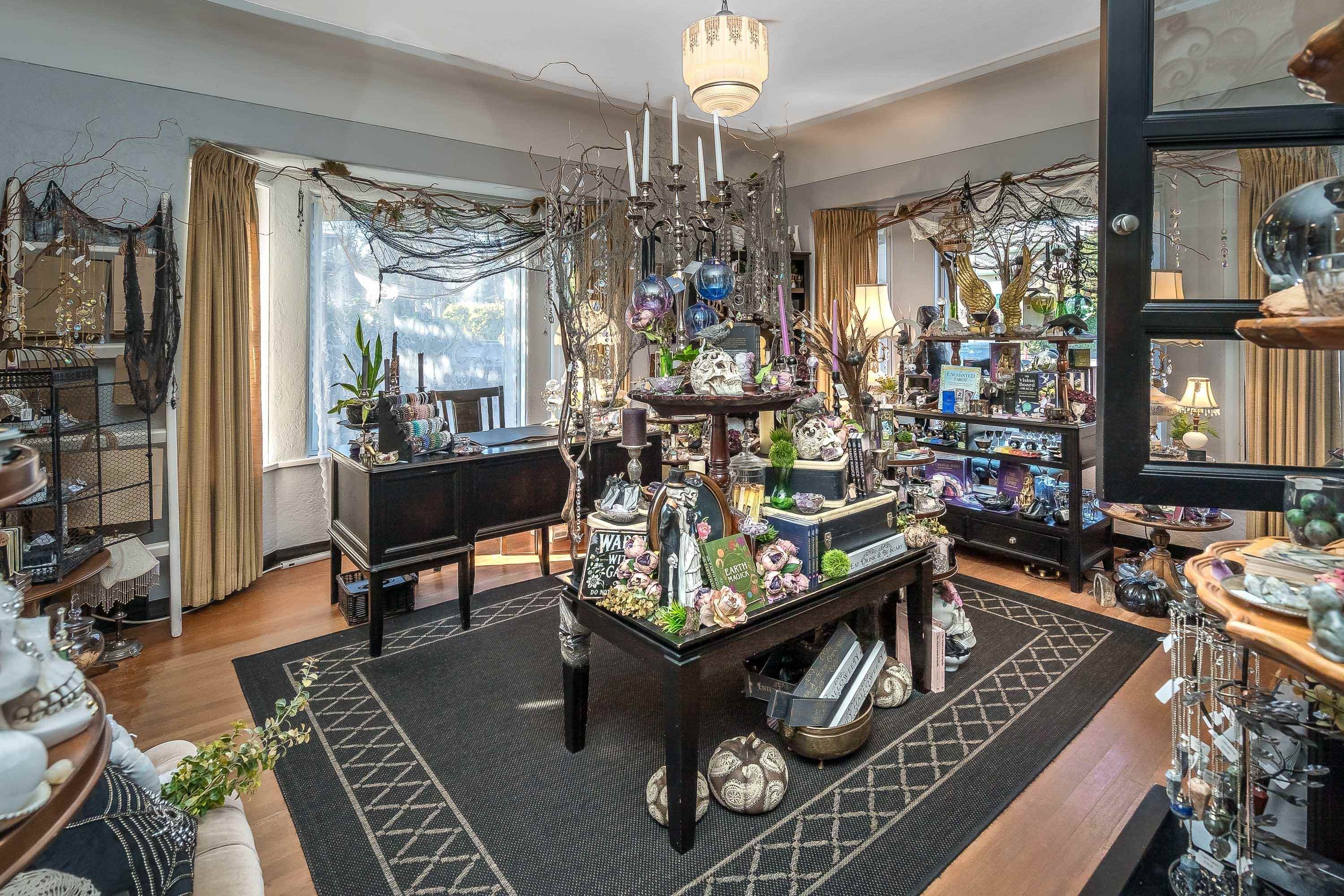 









33026


2

Avenue,
Mission,




BC
V2V 1J8

