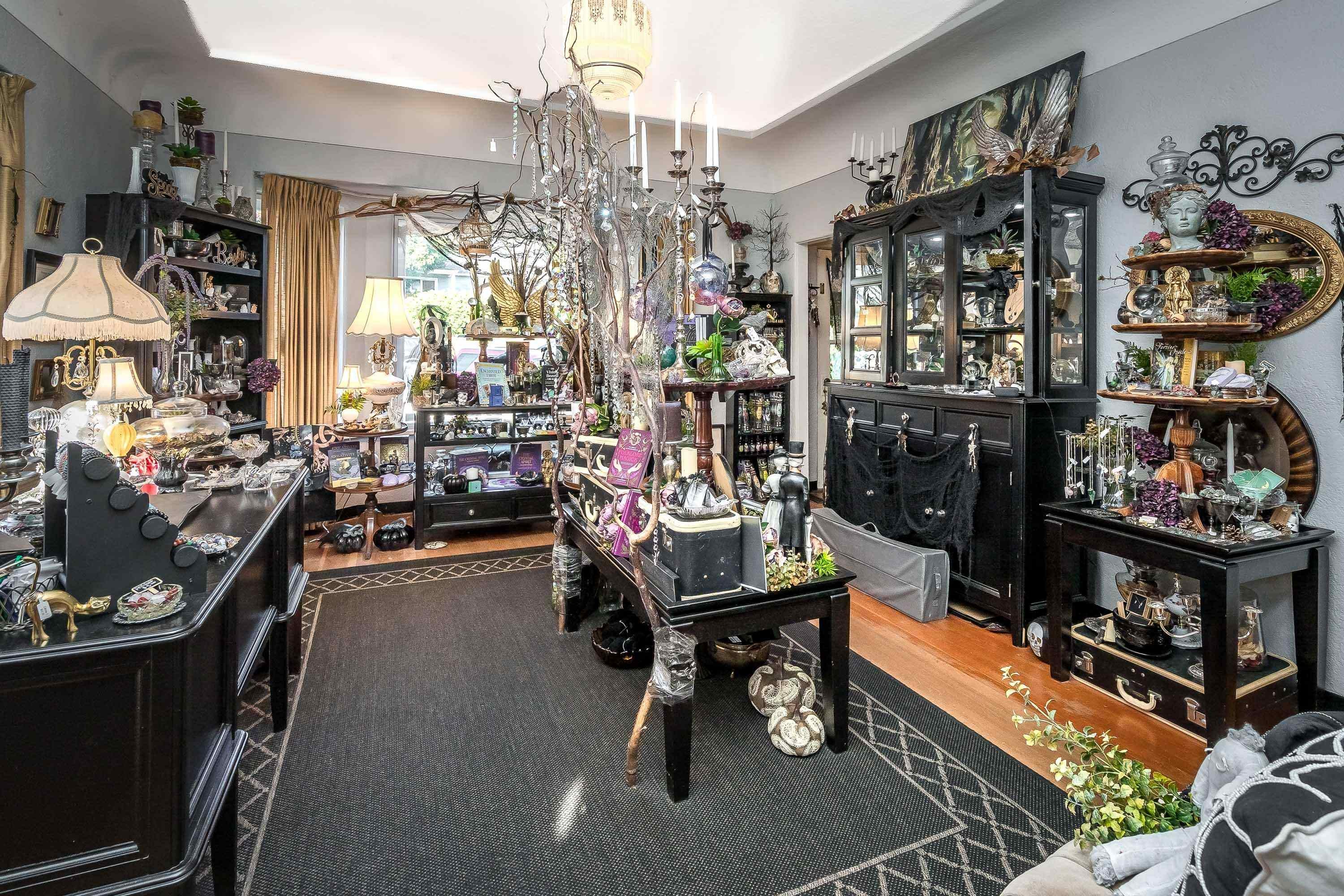 









33026


2

Avenue,
Mission,




BC
V2V 1J8

