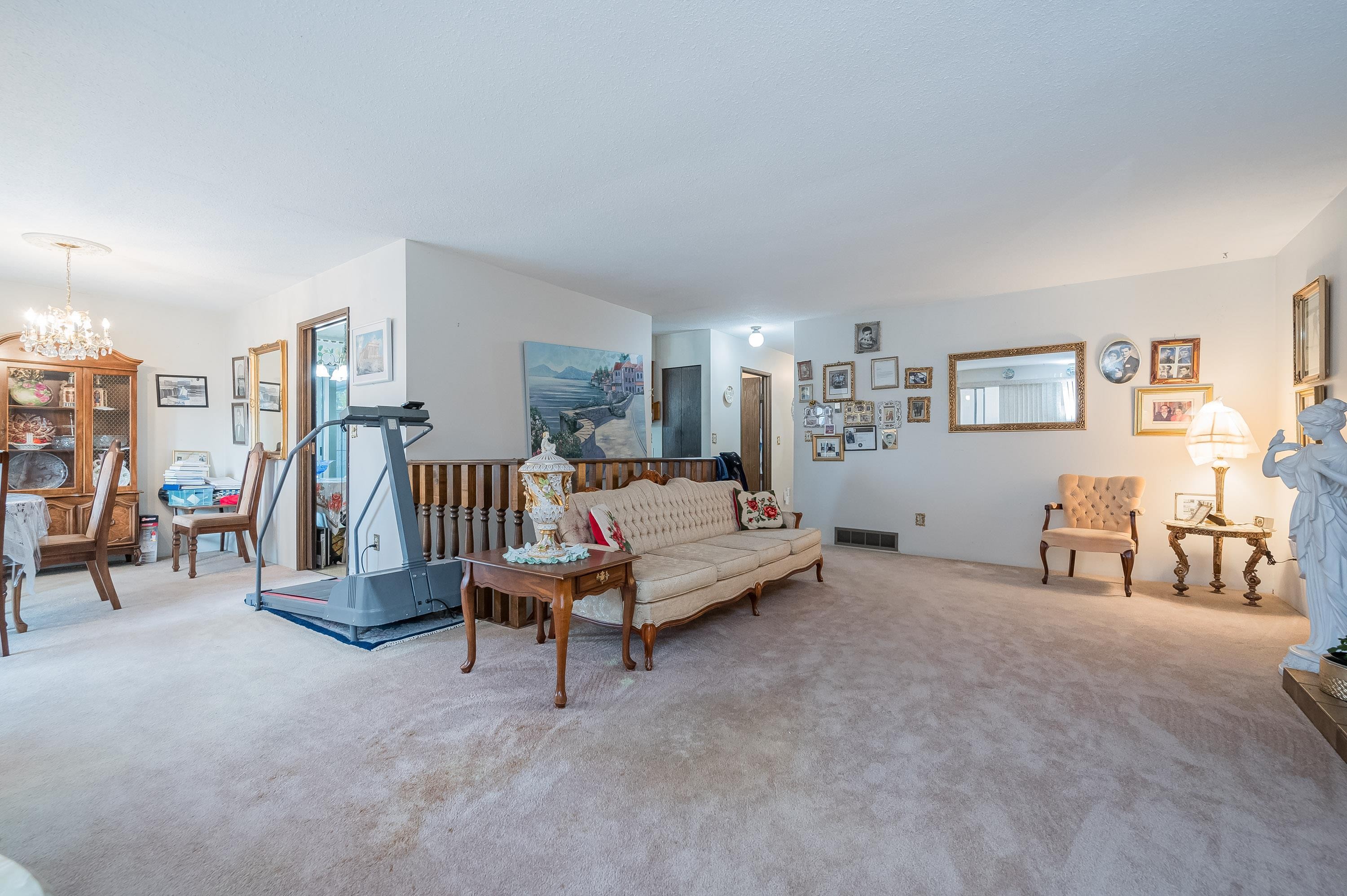 









4820


200

Street,
Langley,




BC
V3A 1L5

