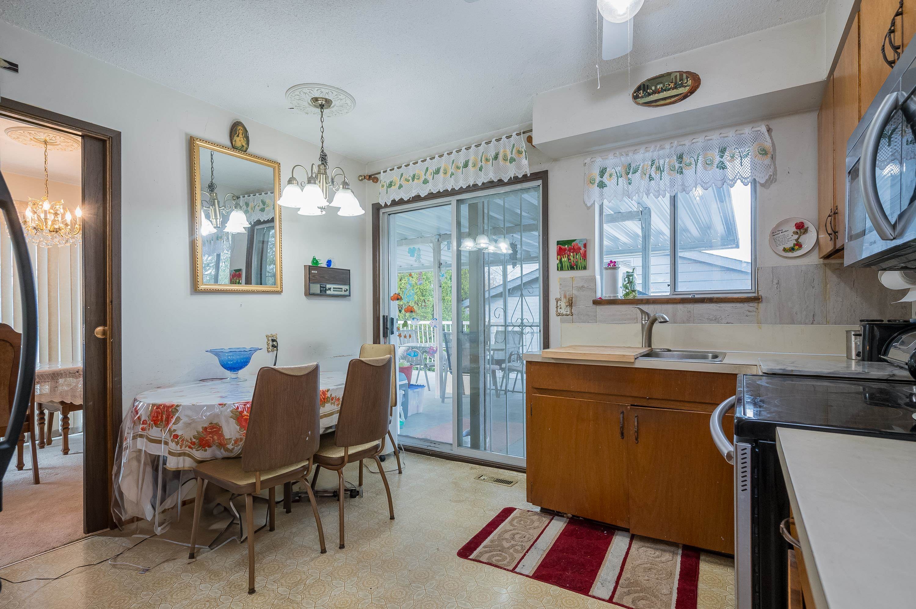 









4820


200

Street,
Langley,




BC
V3A 1L5

