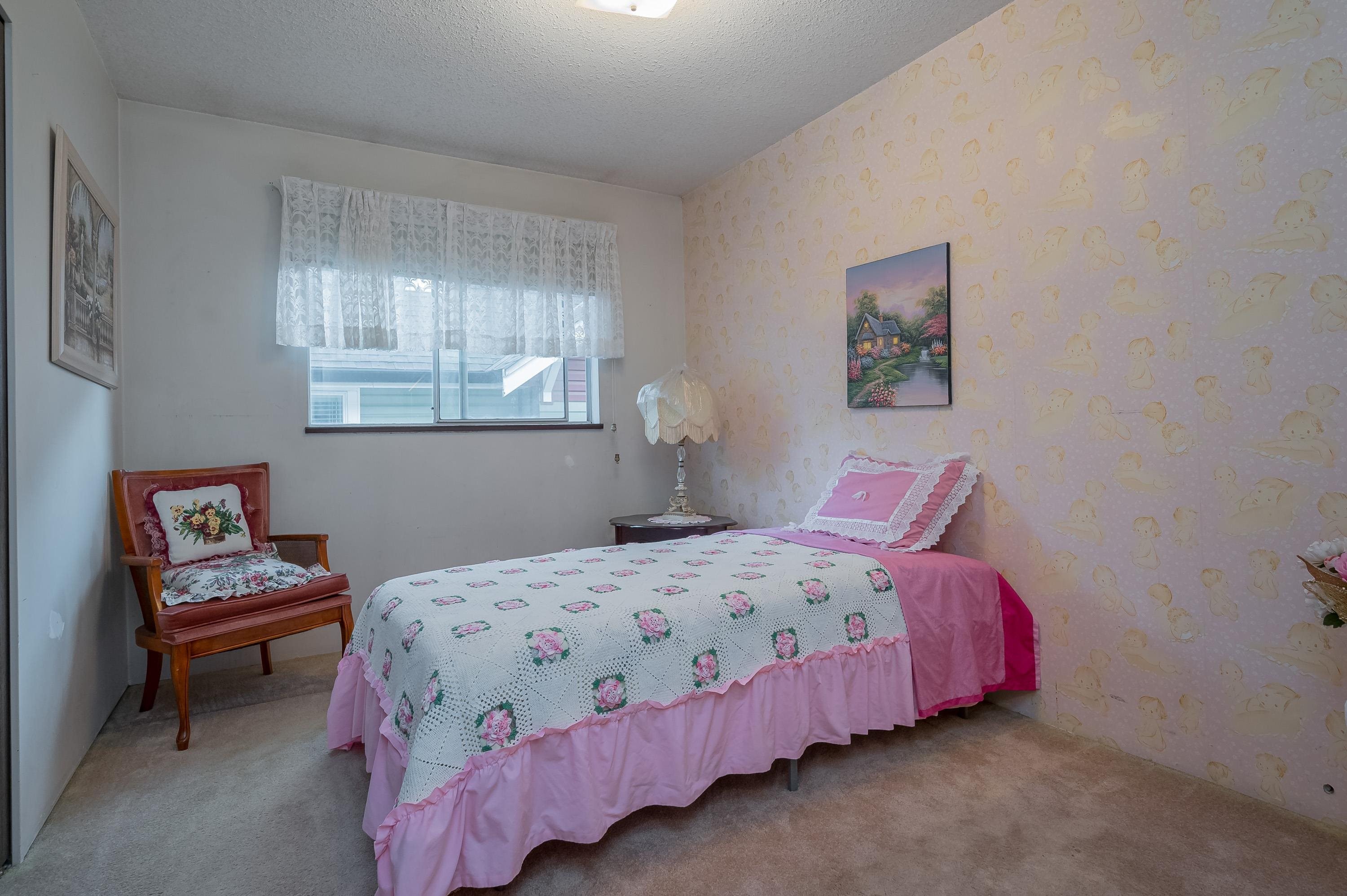 









4820


200

Street,
Langley,




BC
V3A 1L5

