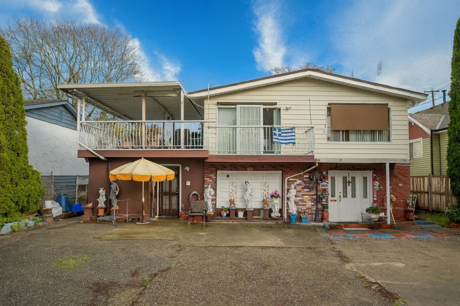 









4820


200

Street,
Langley,




BC
V3A 1L5

