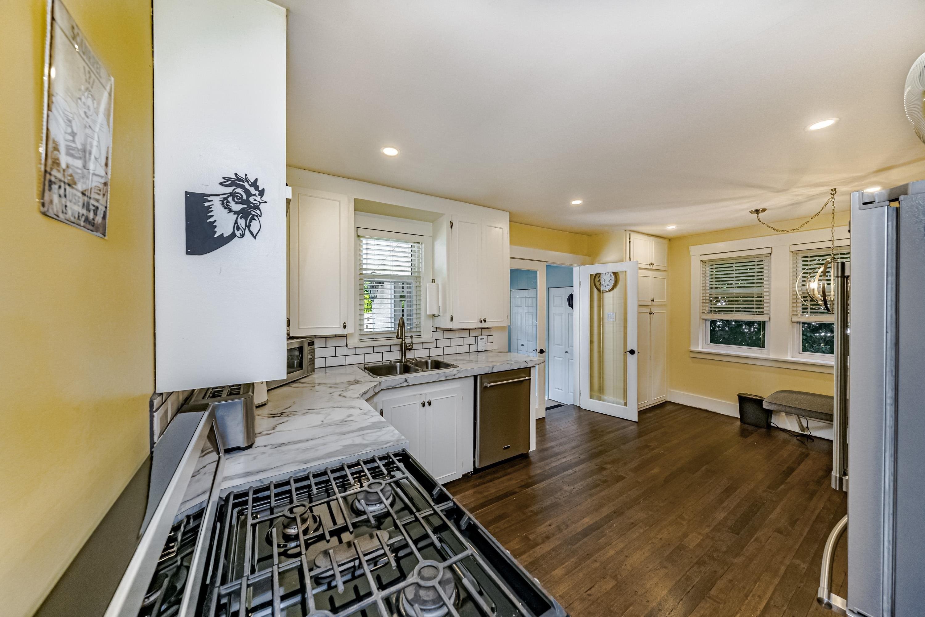 









20994


Old Yale

Road,
Langley,




BC
V3A 4M5

