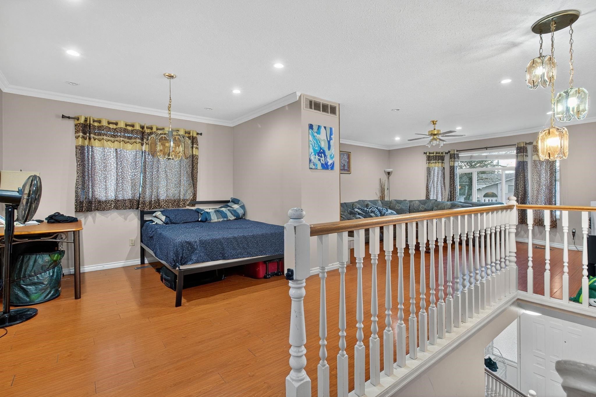 









7556


Sinclair

Crescent,
Surrey,




BC
V3W 6T1

