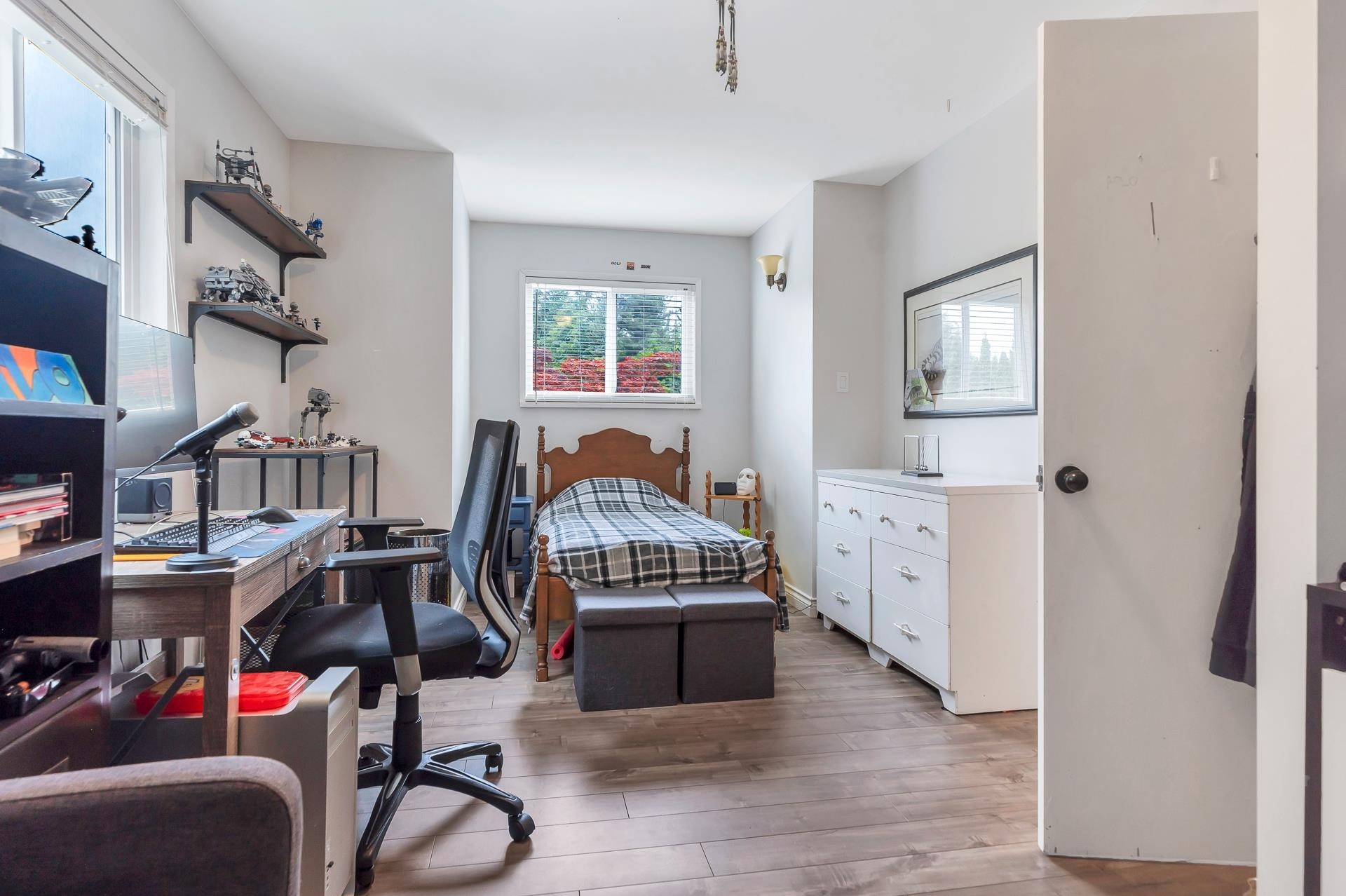 









5324


234

Street,
Langley,




BC
V2Z 2P6

