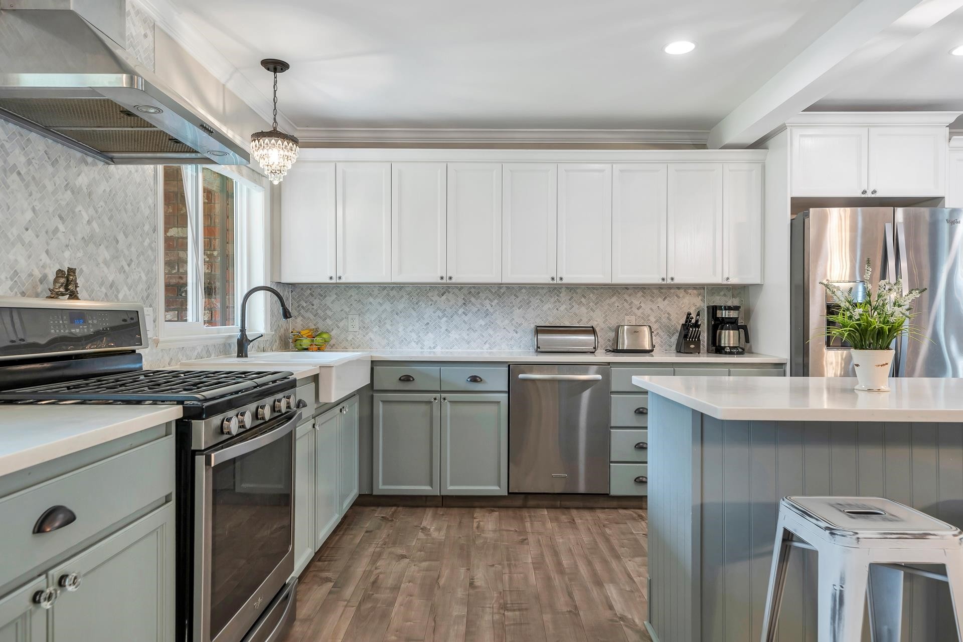 









5324


234

Street,
Langley,




BC
V2Z 2P6

