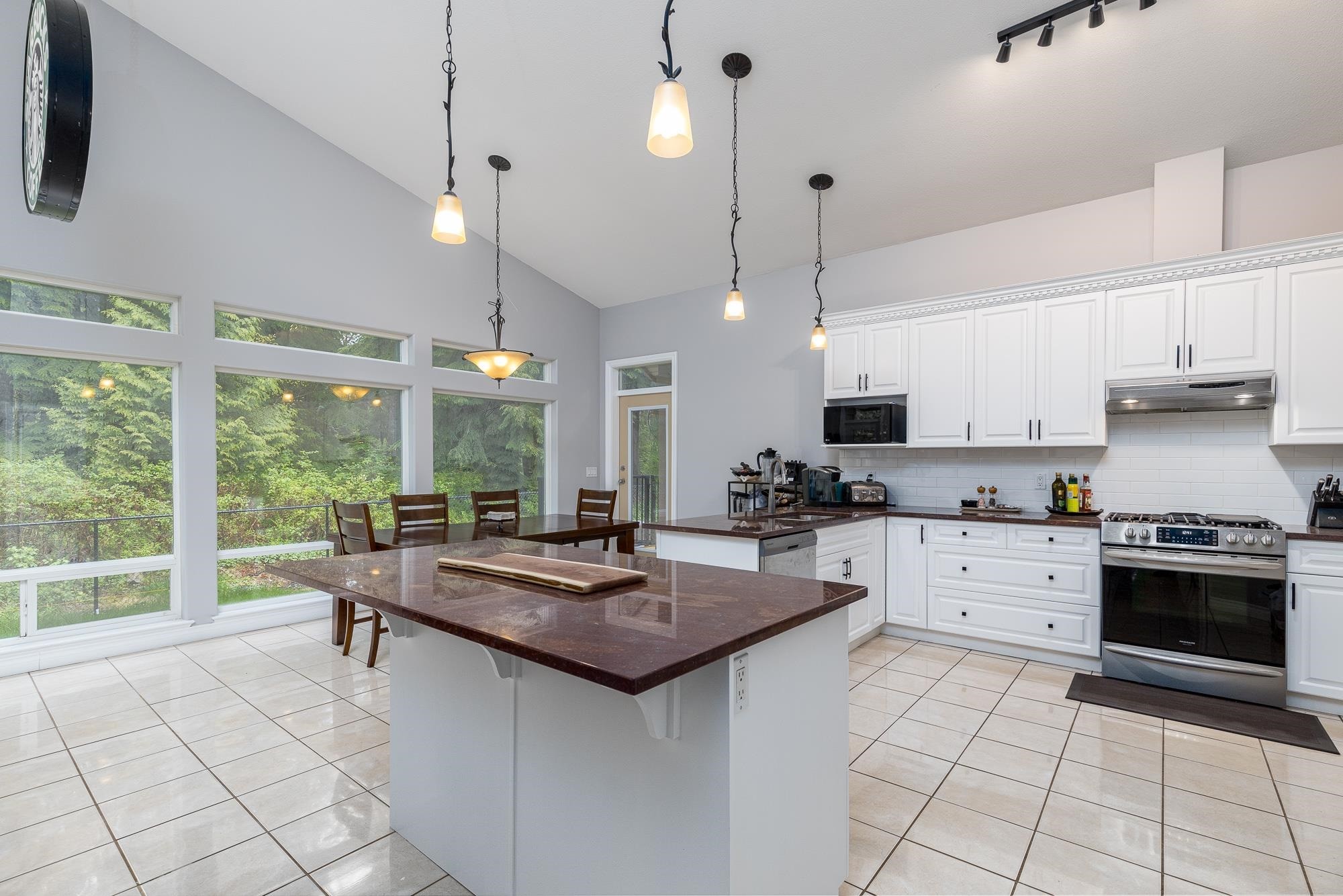 









12156


Bell

Street,
Mission,




BC
V4S 1C3

