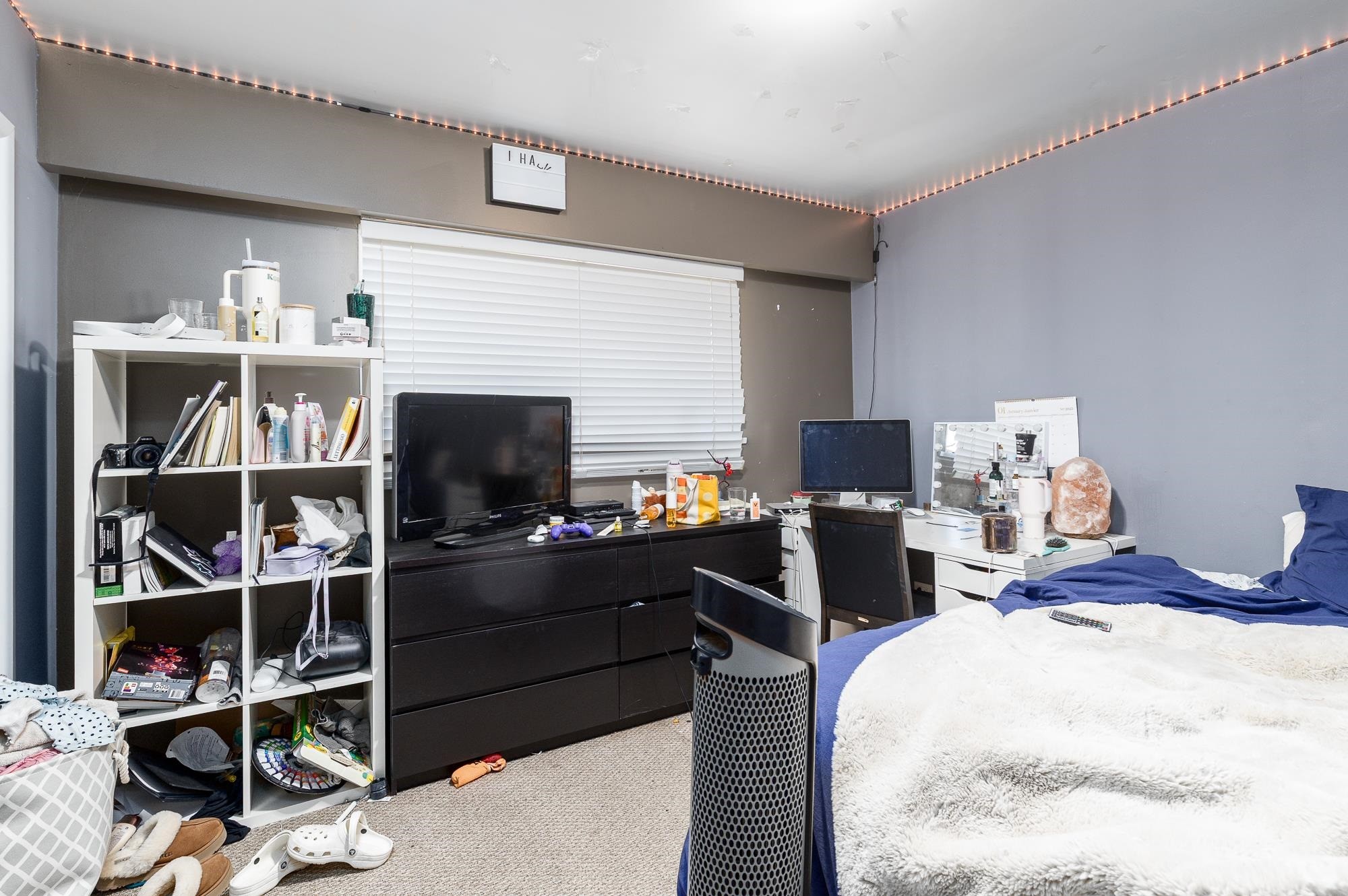 









13759


111

Avenue,
Surrey,




BC
V3R 2C1

