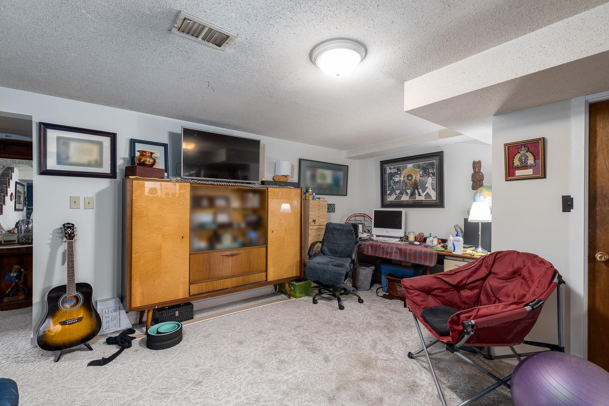 









13759


111

Avenue,
Surrey,




BC
V3R 2C1

