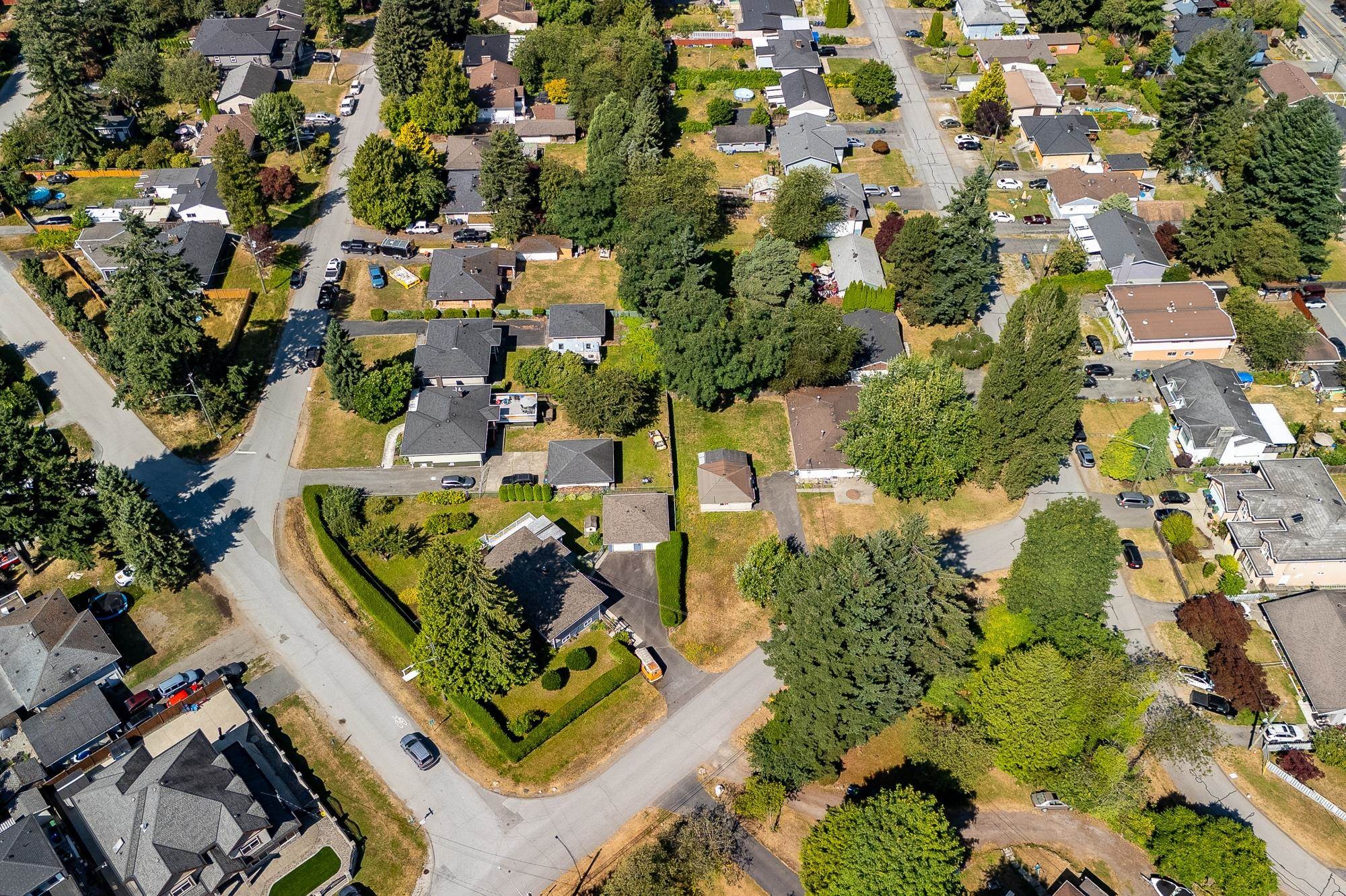 









13759


111

Avenue,
Surrey,




BC
V3R 2C1

