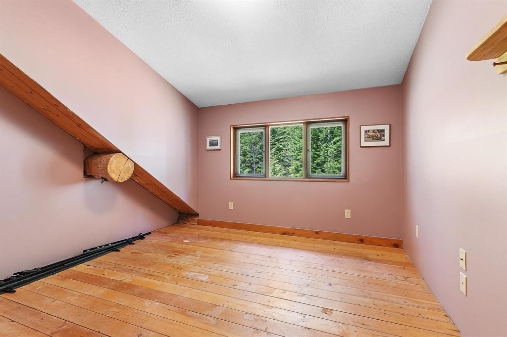 









12585


Ainsworth

Street,
Mission,




BC
V2V 5X4

