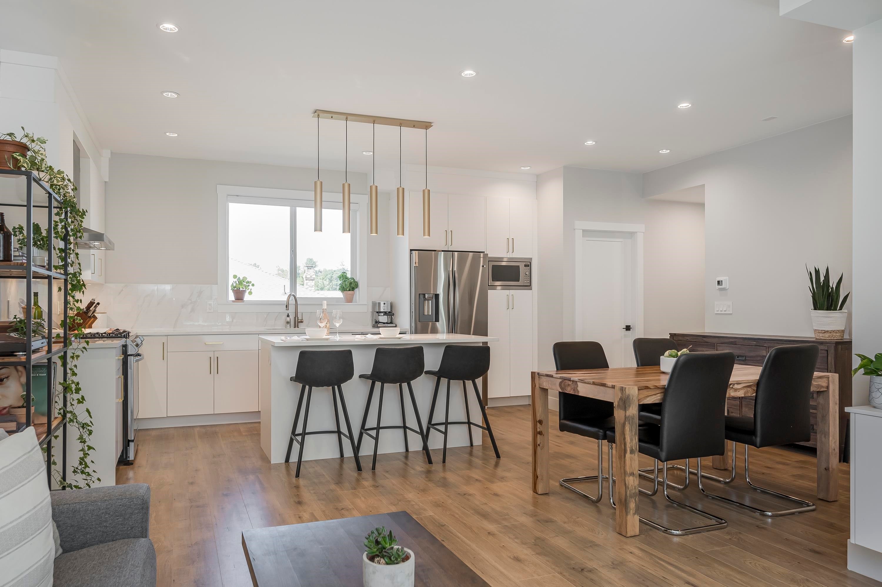 









1639


162

Street, 65,
Surrey,




BC
V4A 4Y1

