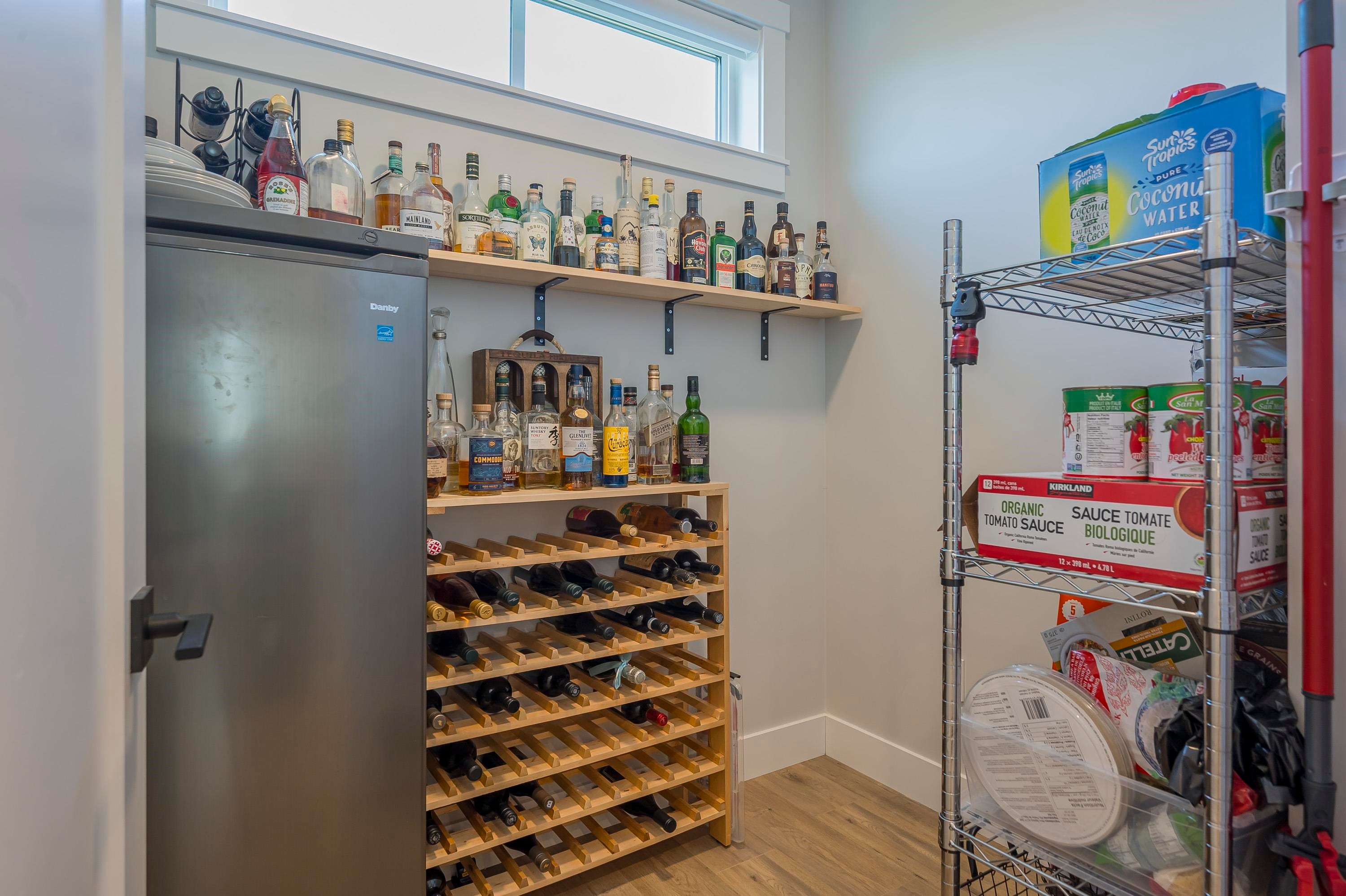 









1639


162

Street, 65,
Surrey,




BC
V4A 4Y1

