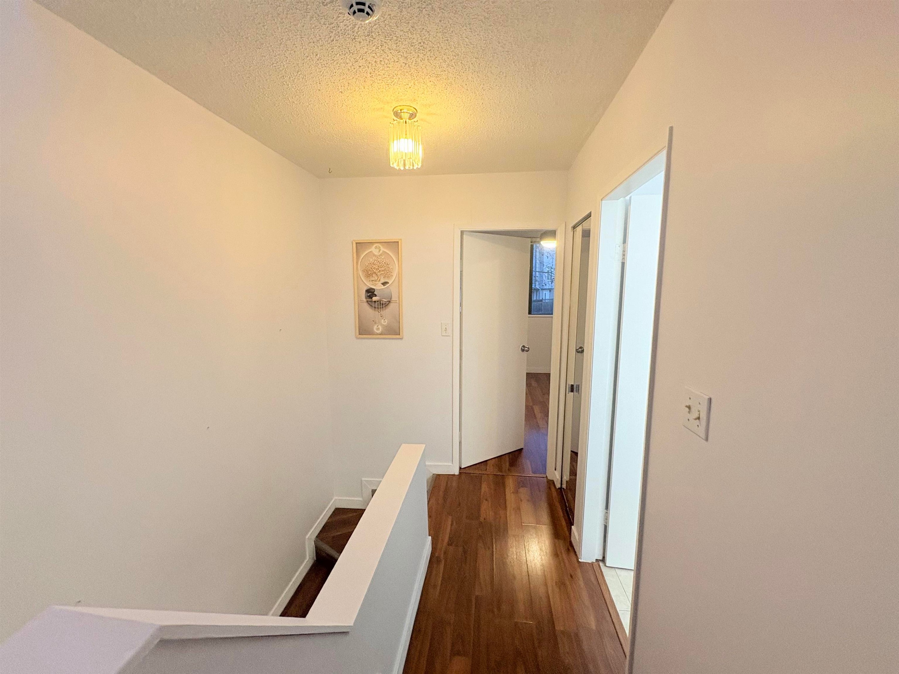 









17714


60

Avenue, 84,
Surrey,




BC
V3S 1V2

