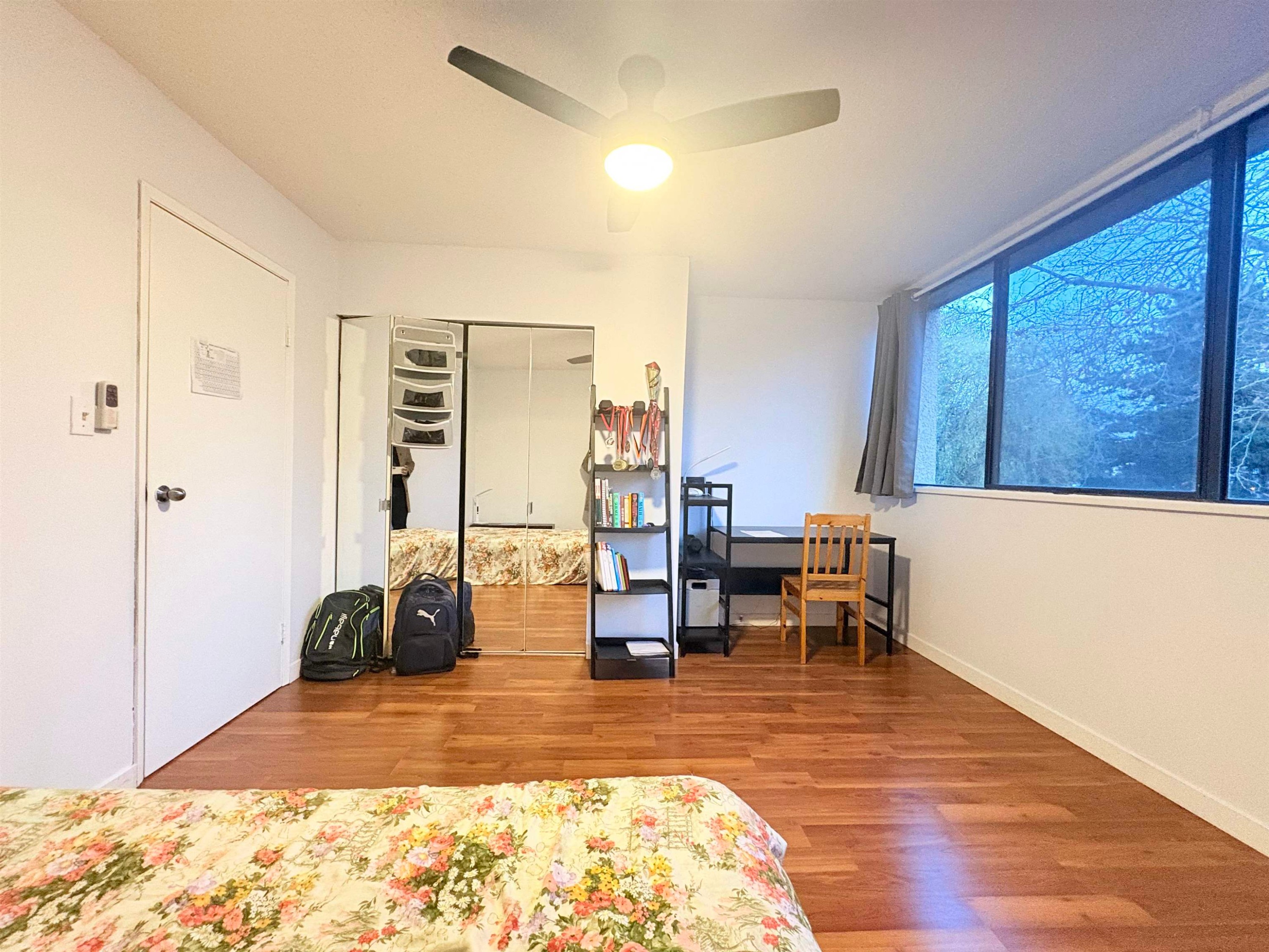 









17714


60

Avenue, 84,
Surrey,




BC
V3S 1V2

