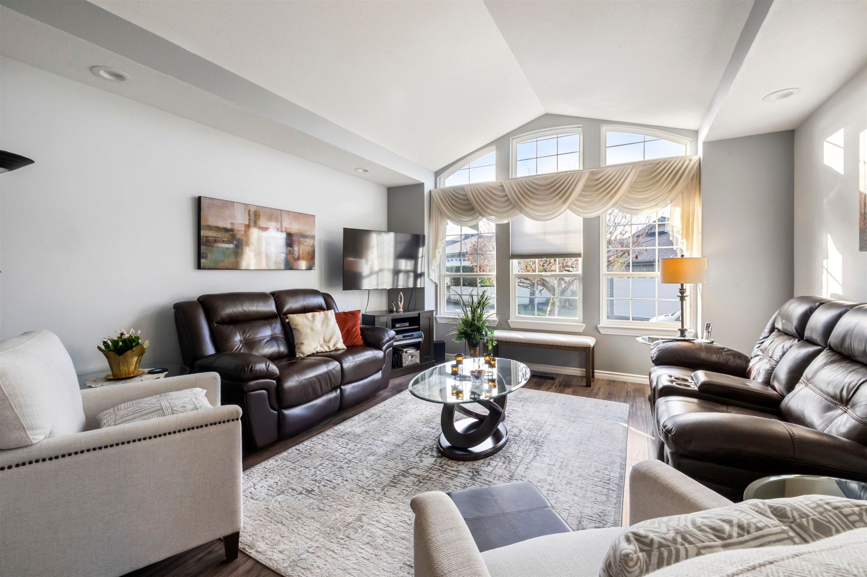 









32777


Chilcotin

Drive, 23,
Abbotsford,




BC
V2T 5W4

