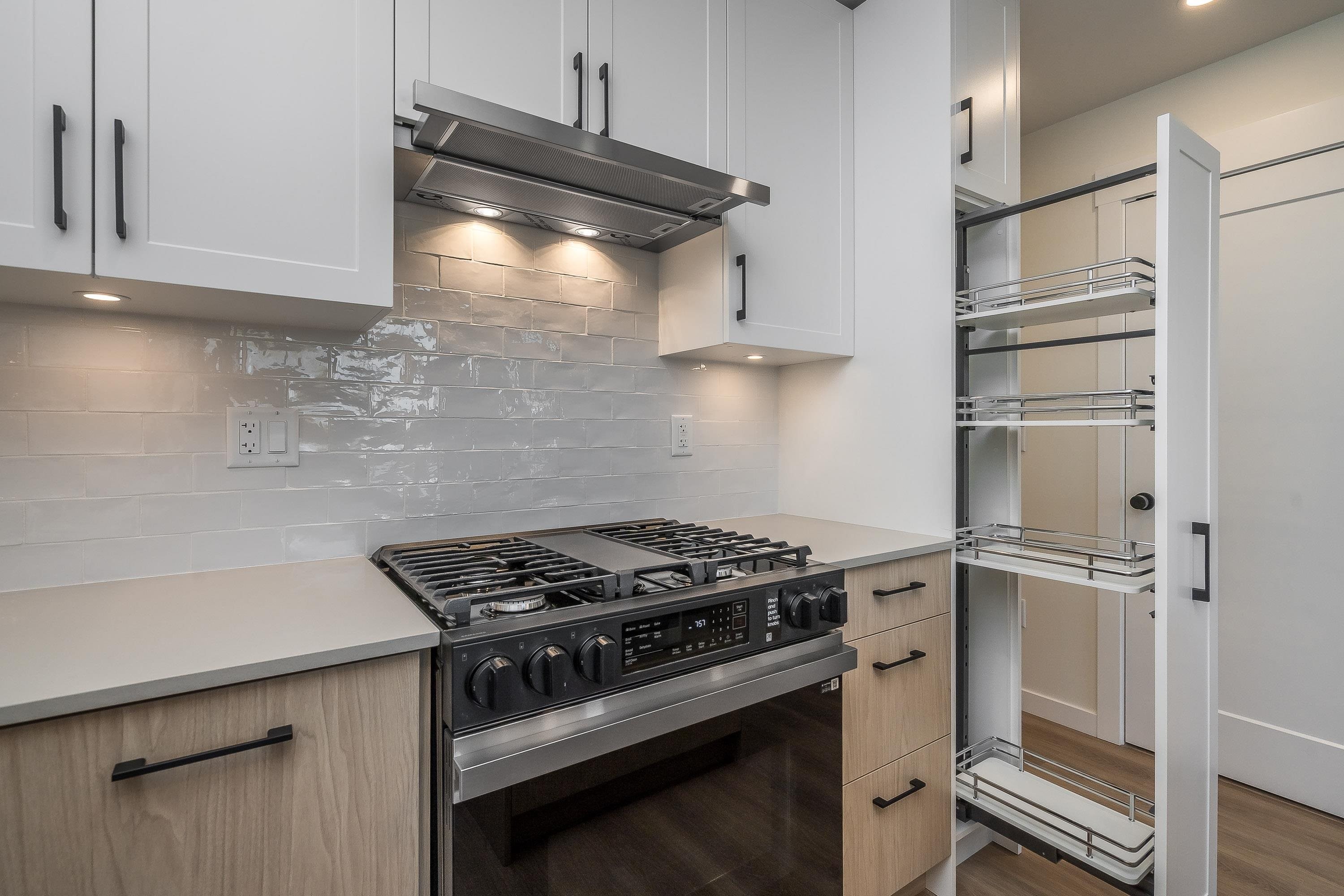 









27218


Aldergrove Town Centre

Drive, 404,
Langley,




BC
V4W 0E4

