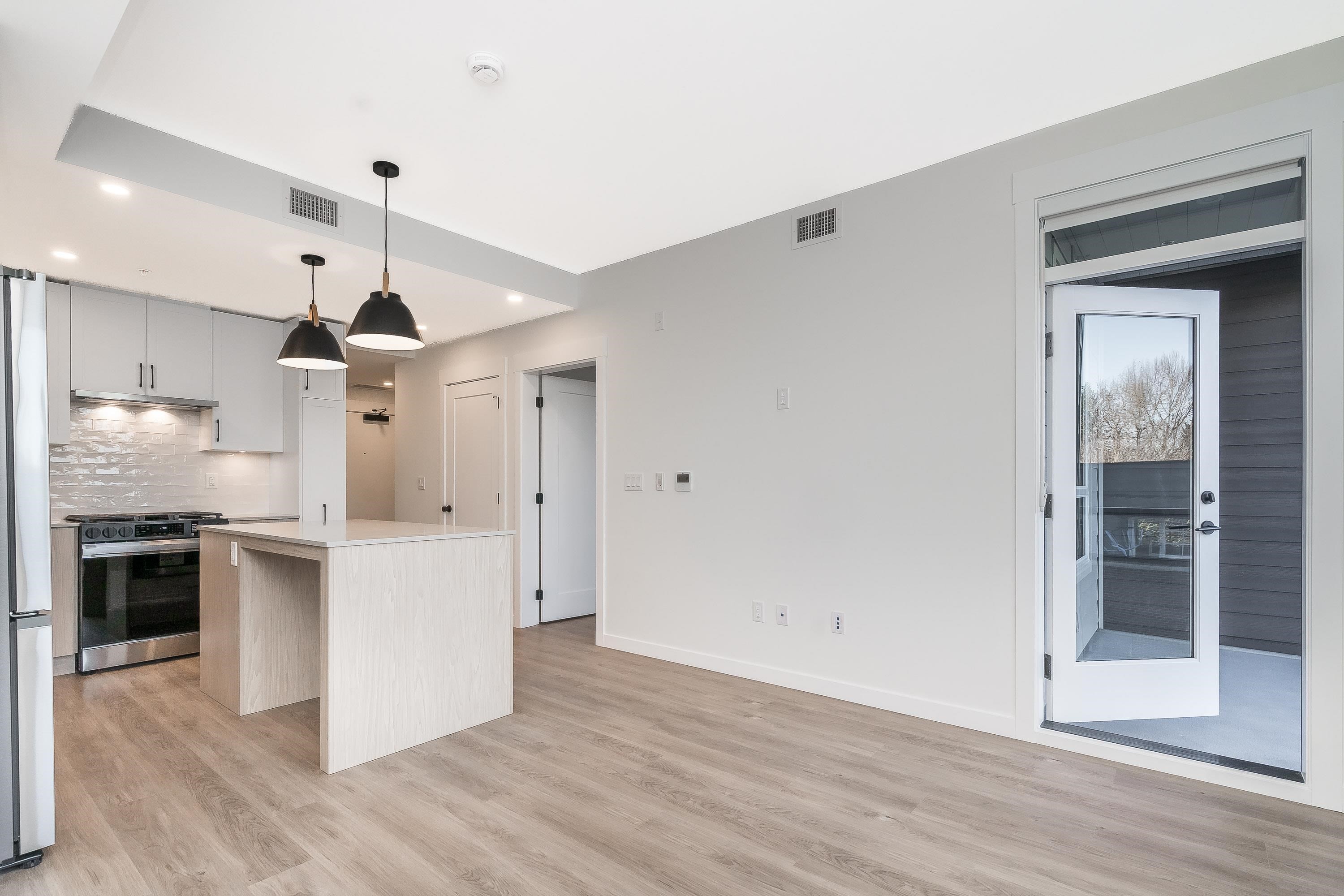 









27218


Aldergrove Town Centre

Drive, 404,
Langley,




BC
V4W 0E4

