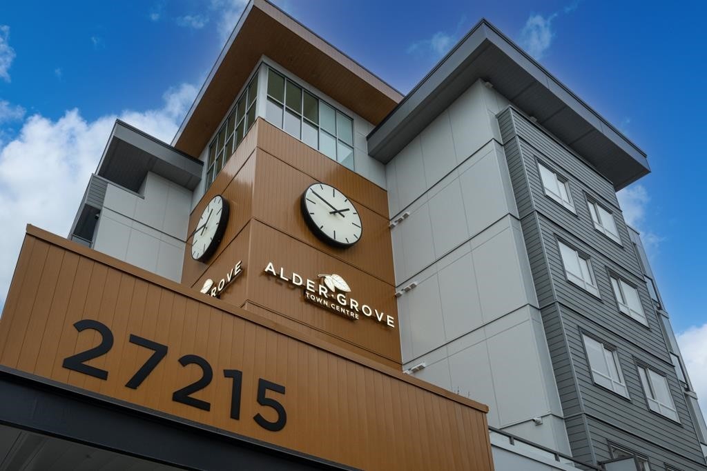 









27215


Aldergrove Town Centre

Drive, 408,
Langley,




BC
V4W 0E3

