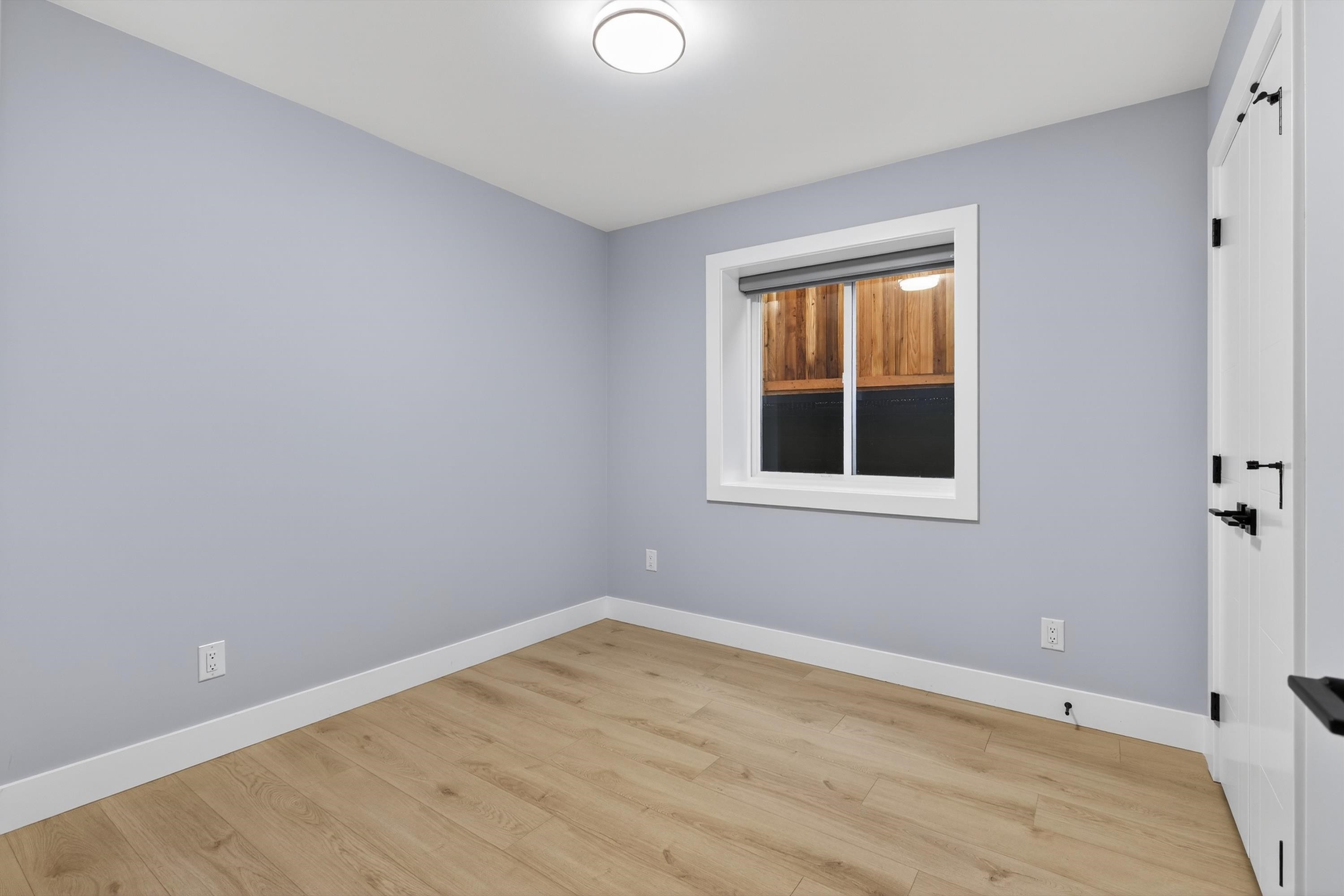 









16730


20

Avenue,
Surrey,




BC
V3Z 9M9

