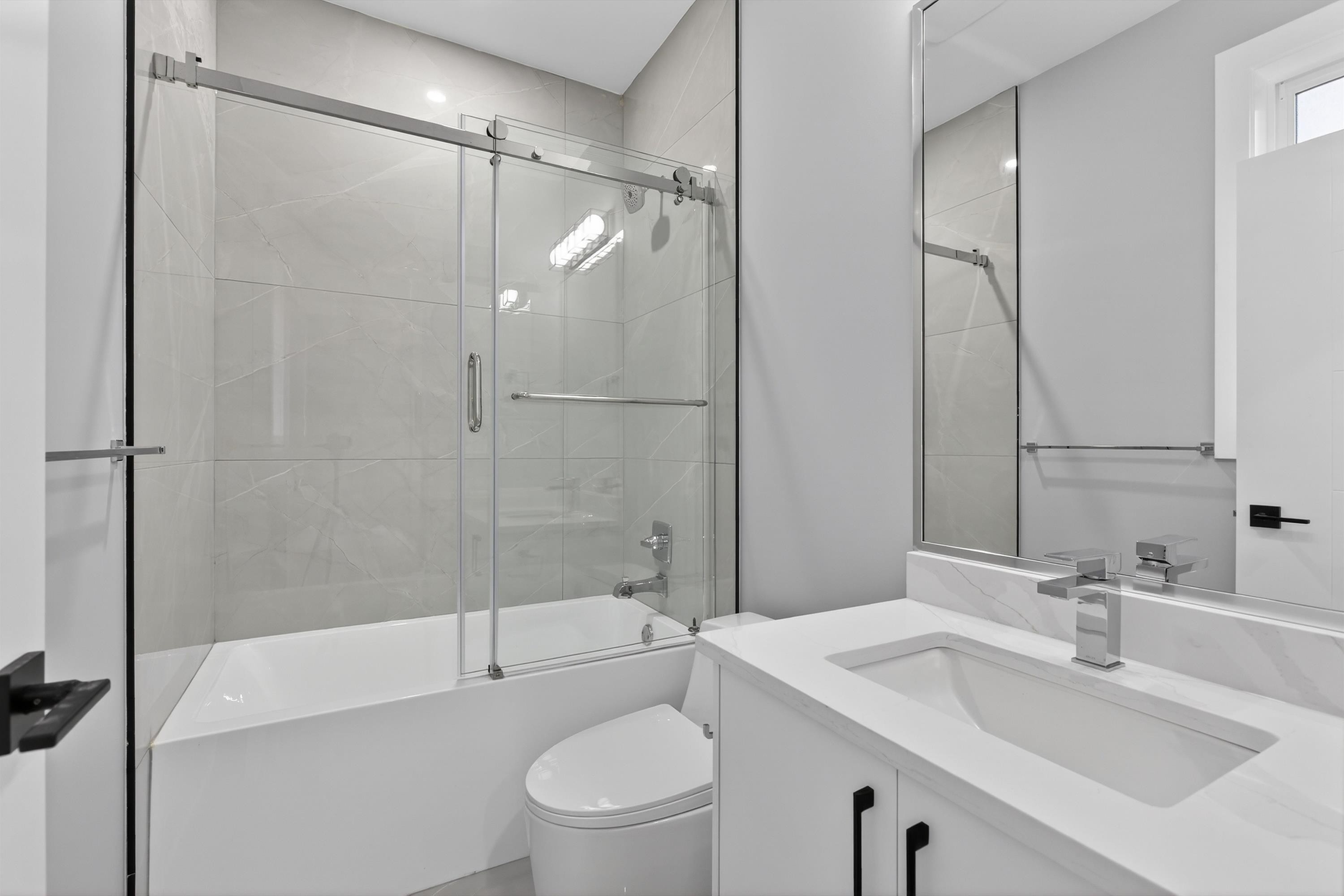 









16730


20

Avenue,
Surrey,




BC
V3Z 9M9

