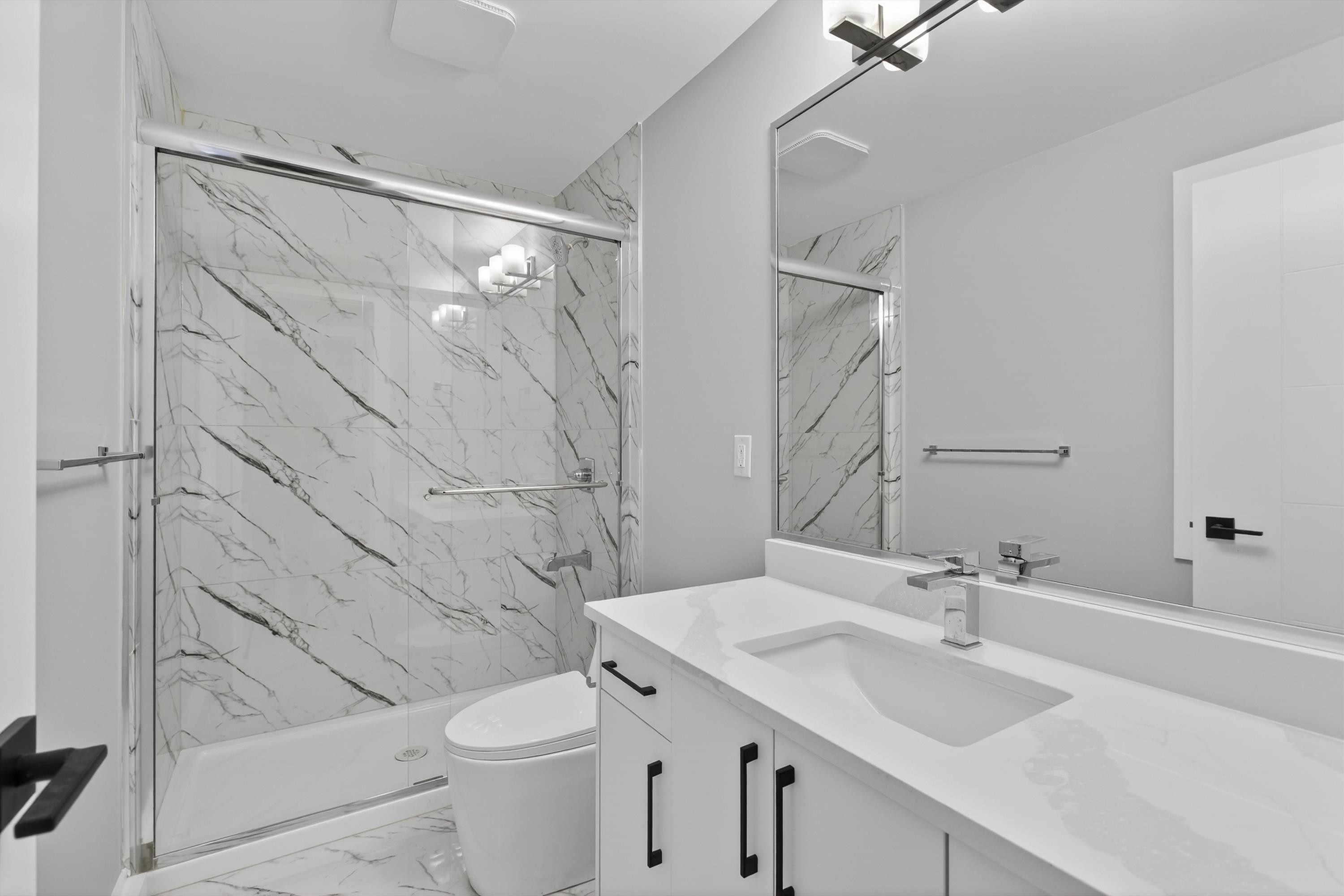 









16730


20

Avenue,
Surrey,




BC
V3Z 9M9

