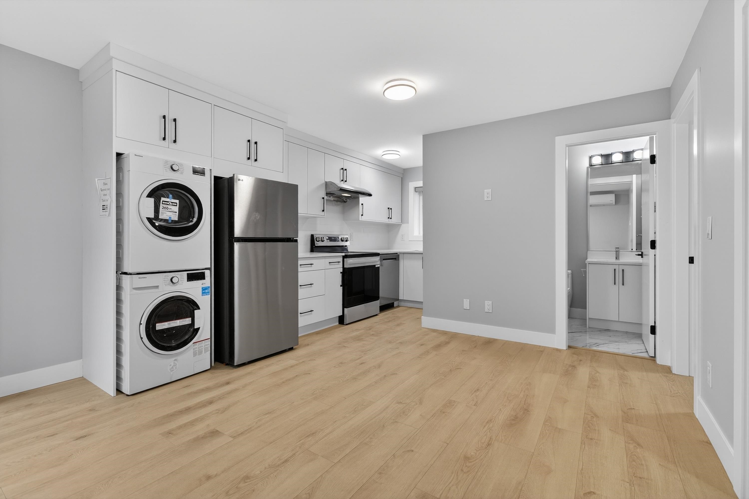 









16730


20

Avenue,
Surrey,




BC
V3Z 9M9

