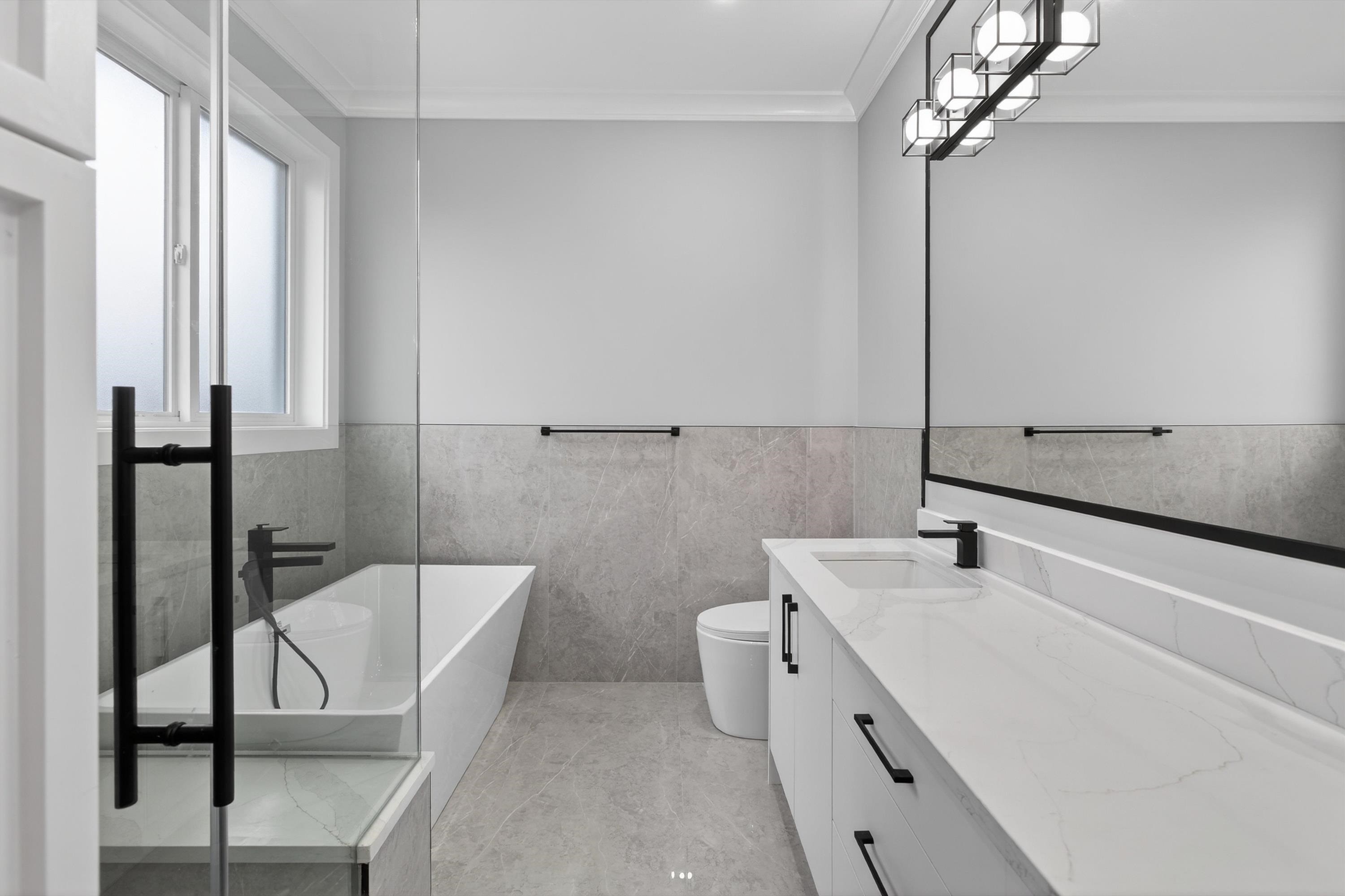 









16730


20

Avenue,
Surrey,




BC
V3Z 9M9

