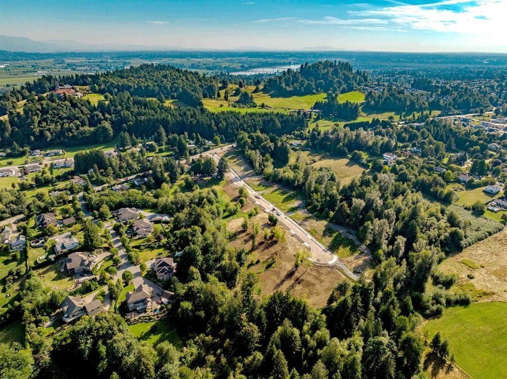 









8768


Hitch

Terrace,
Mission,







BC
V2V 6V4

