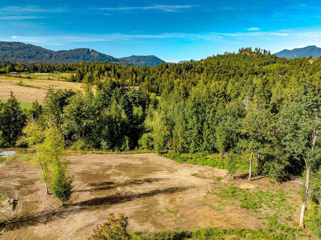 









8768


Hitch

Terrace,
Mission,







BC
V2V 6V4

