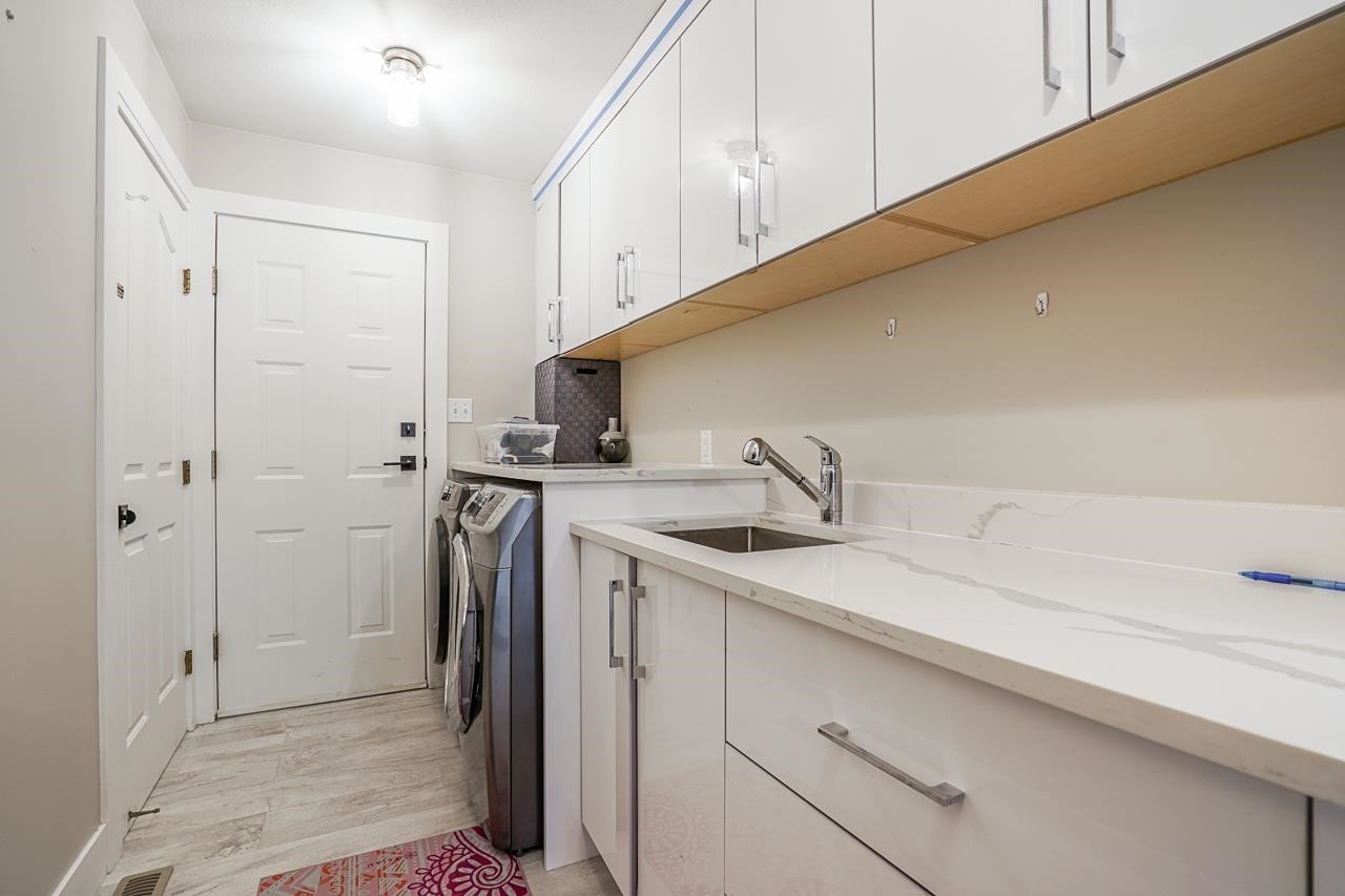 









2161


200

Street,
Langley,




BC
V2Z 1Z6

