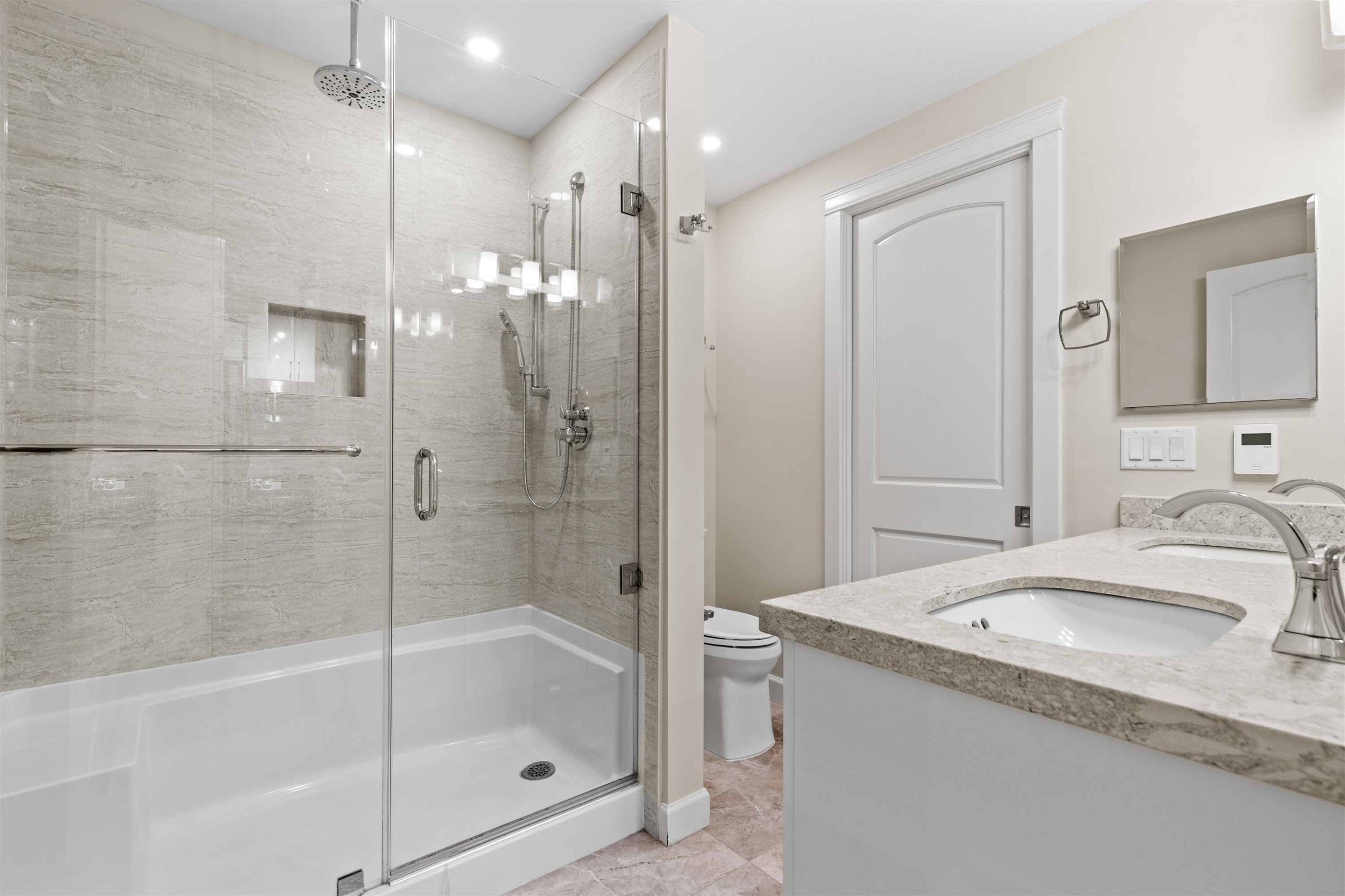 









3535


146a

Street, 511,
Surrey,




BC
V4P 0H2

