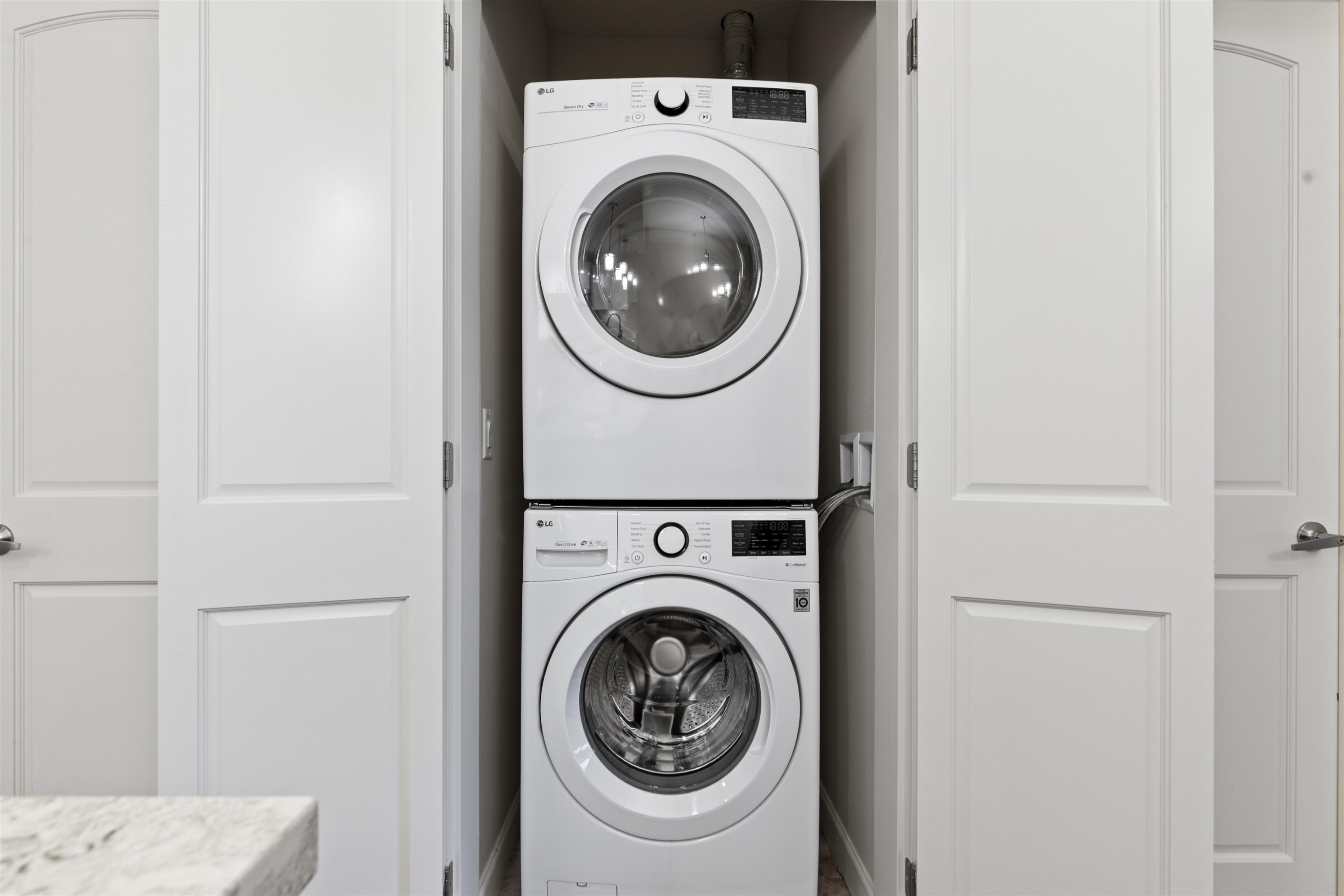 









3535


146a

Street, 511,
Surrey,




BC
V4P 0H2

