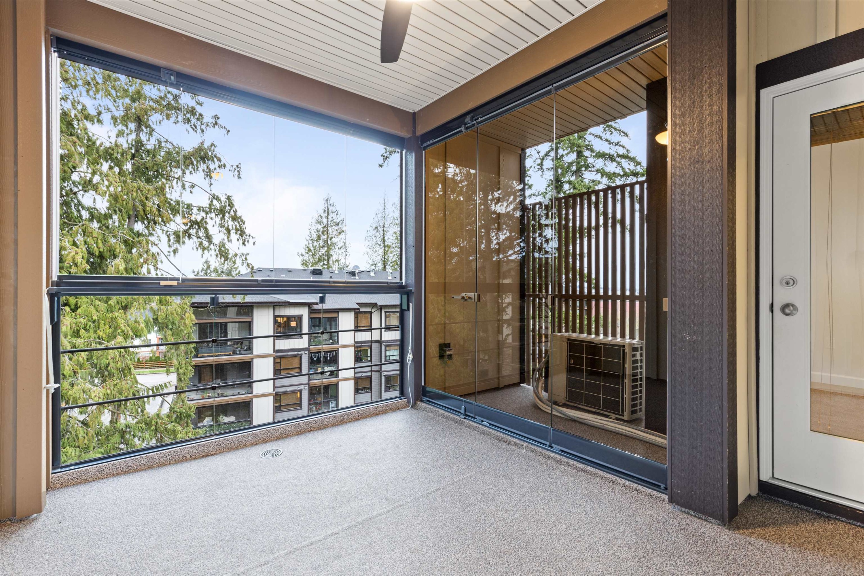 









3535


146a

Street, 511,
Surrey,




BC
V4P 0H2

