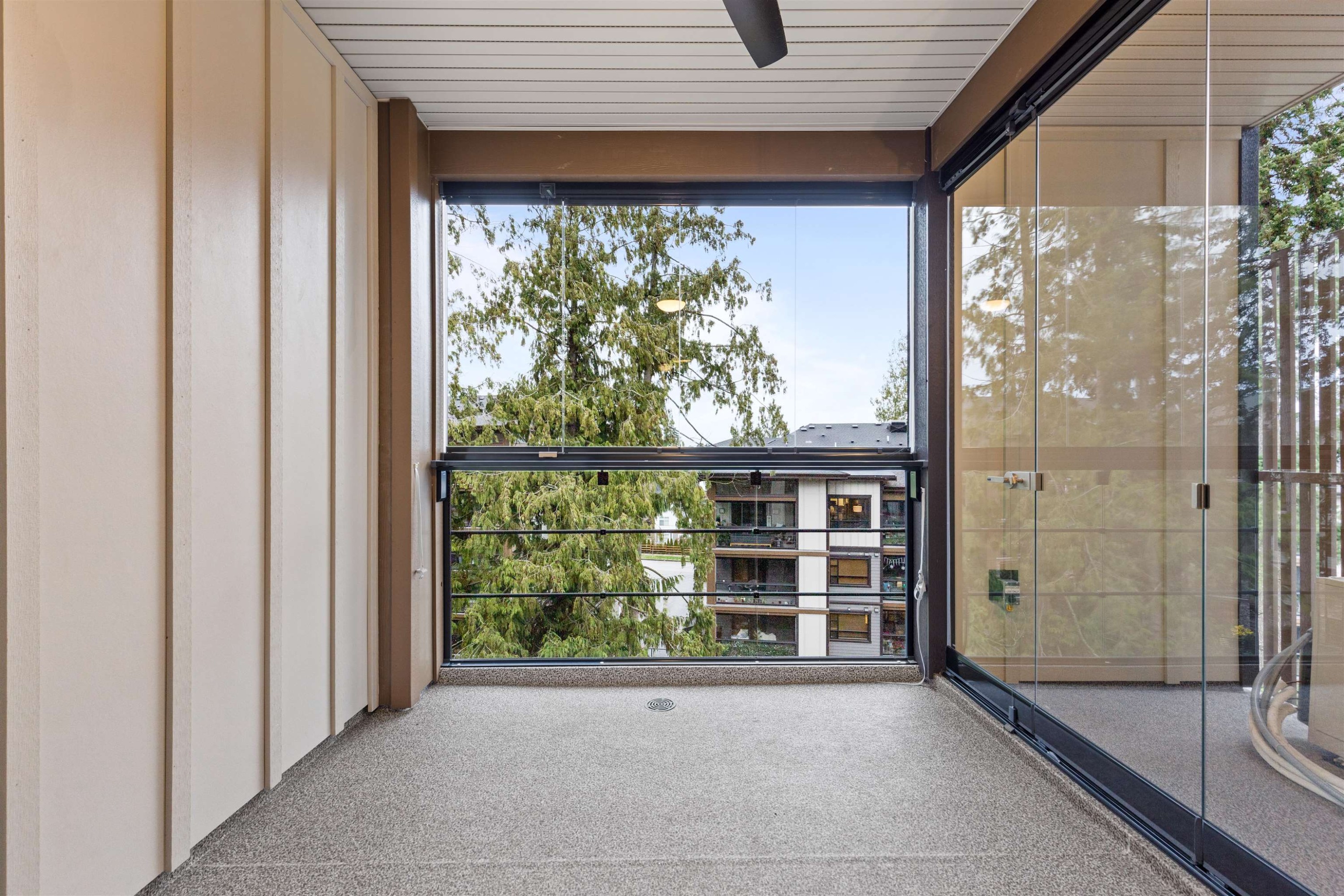 









3535


146a

Street, 511,
Surrey,




BC
V4P 0H2

