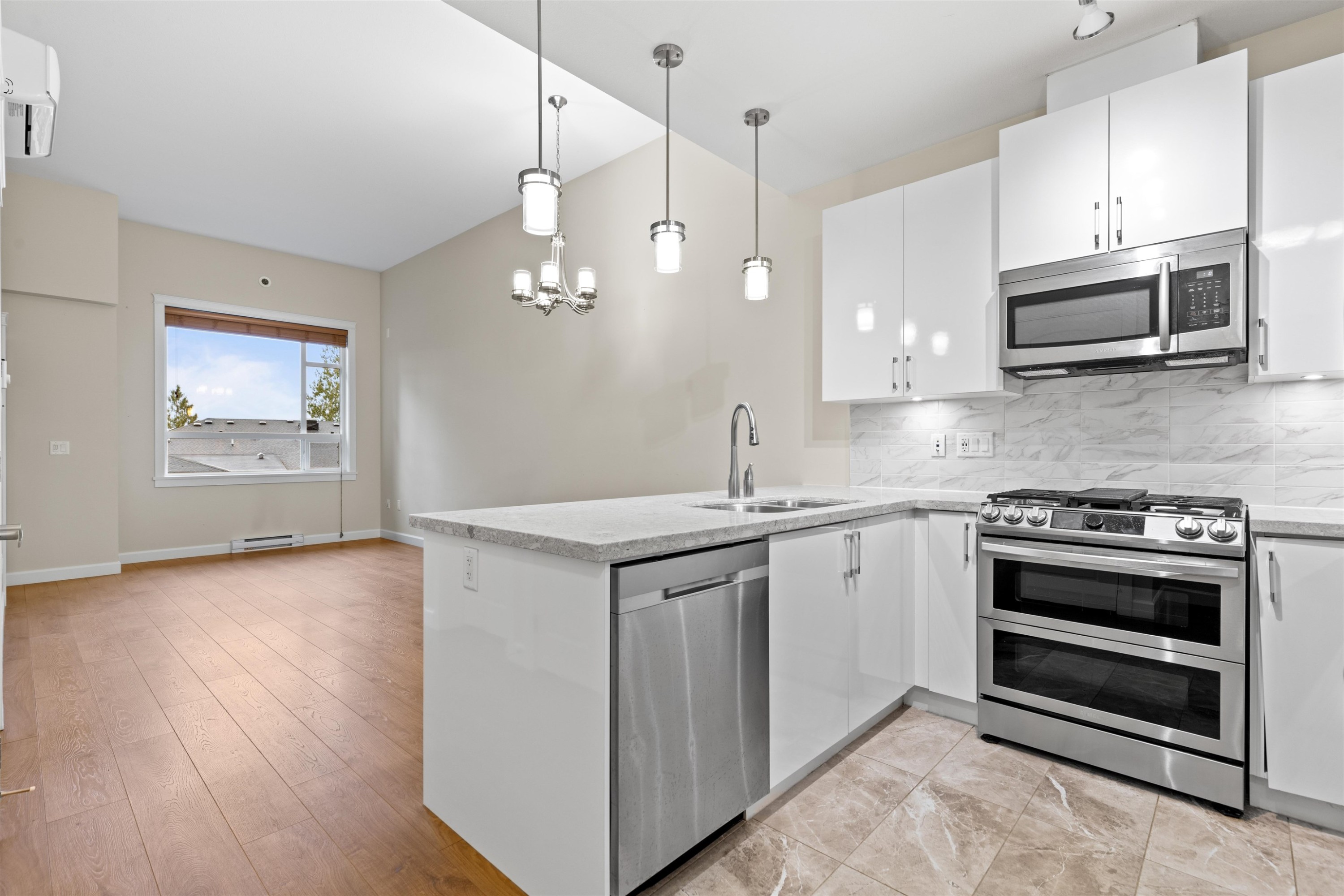 









3535


146a

Street, 511,
Surrey,




BC
V4P 0H2

