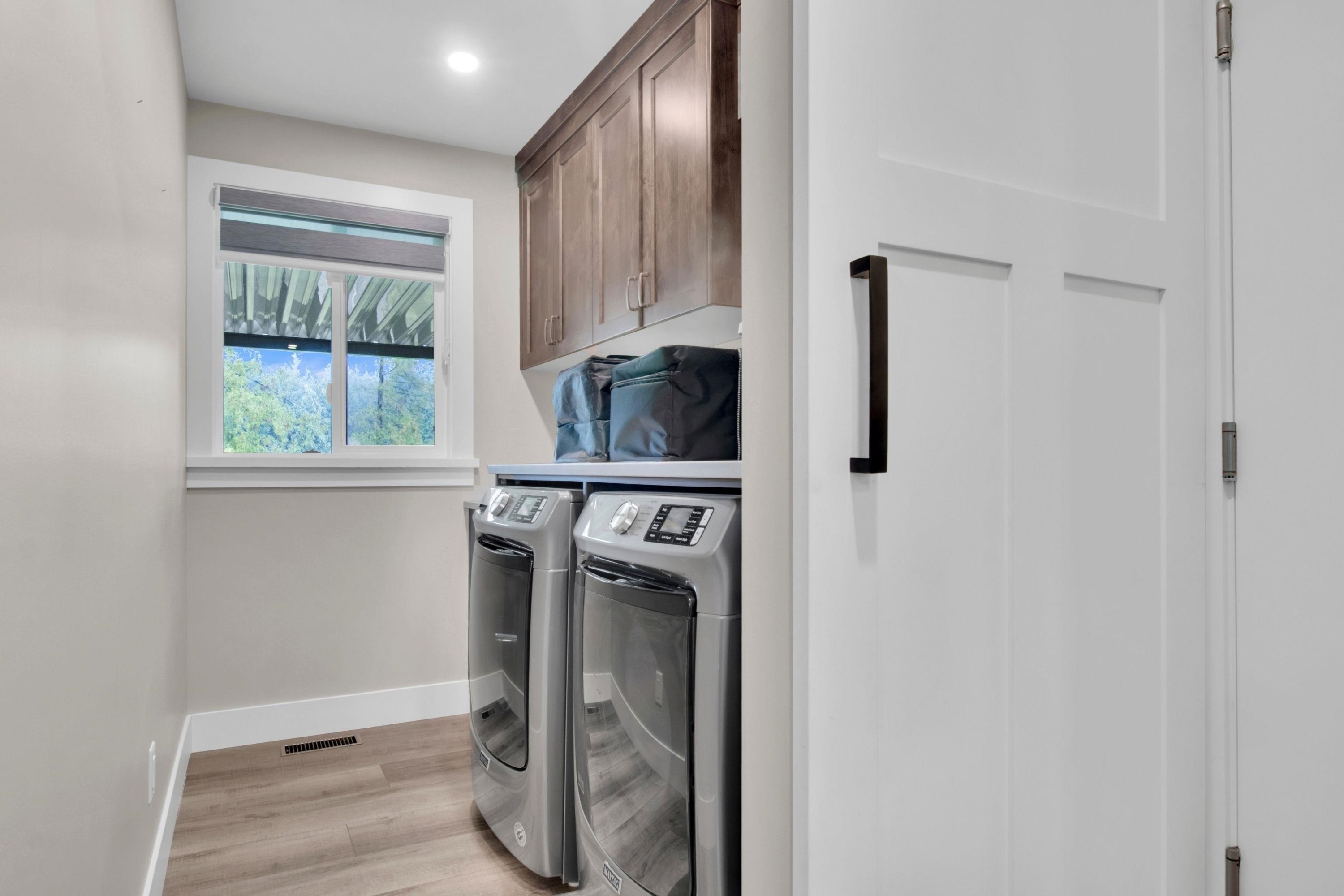 









8972


Dewdney Trunk

Road,
Mission,




BC
V2V 6Y1

