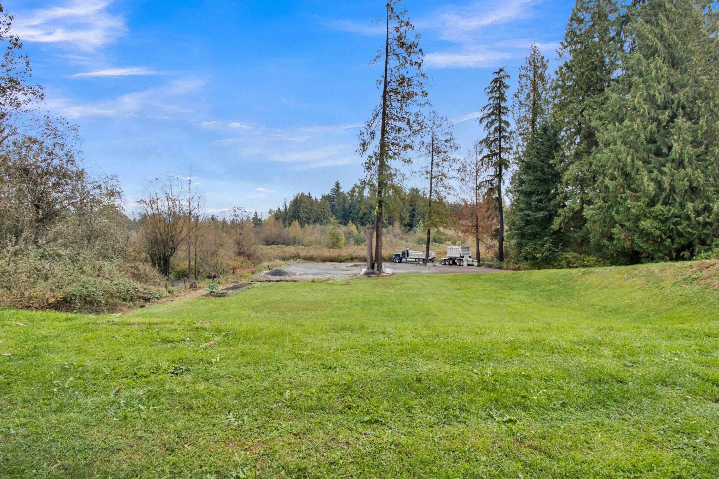 









8972


Dewdney Trunk

Road,
Mission,




BC
V2V 6Y1

