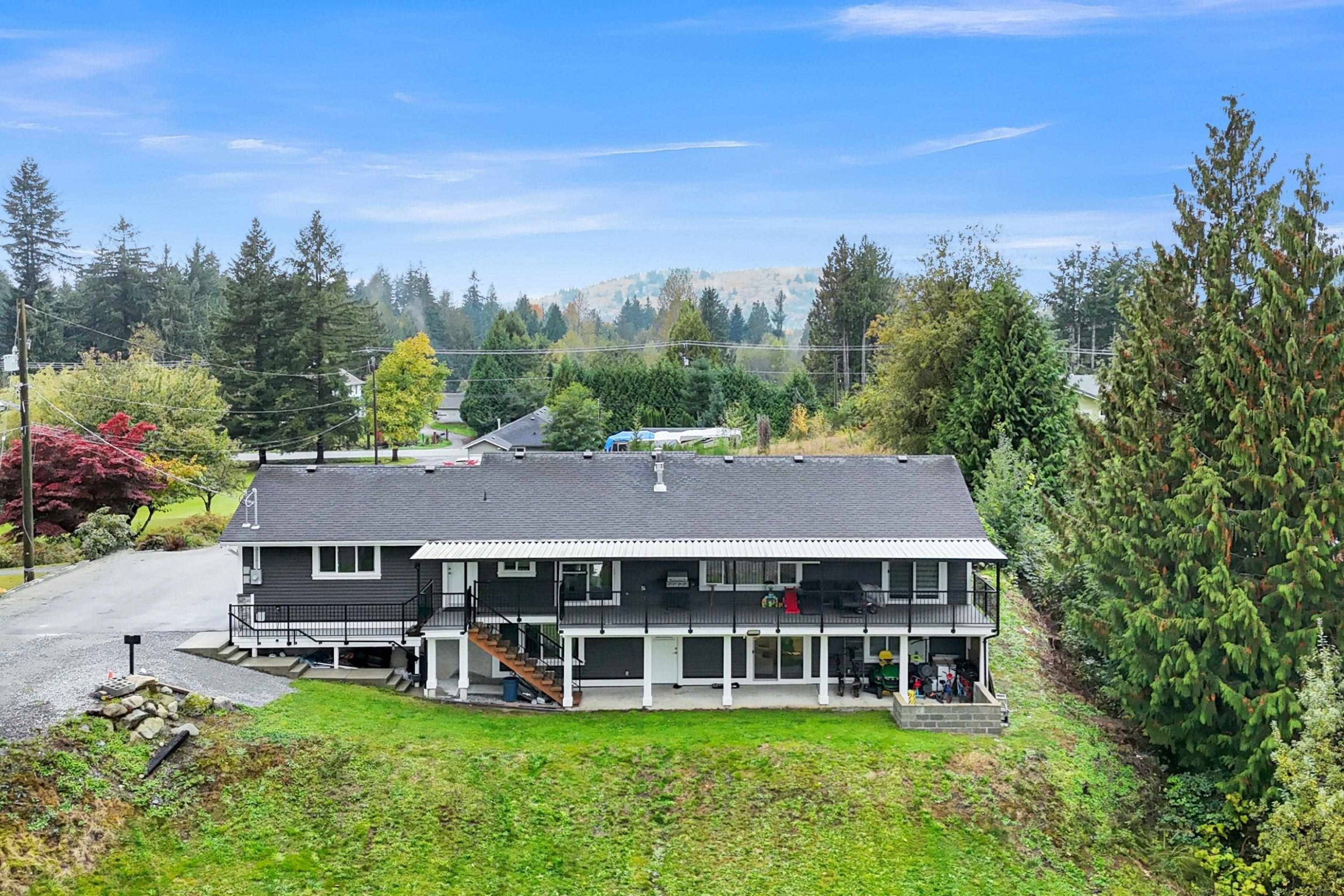 









8972


Dewdney Trunk

Road,
Mission,




BC
V2V 6Y1

