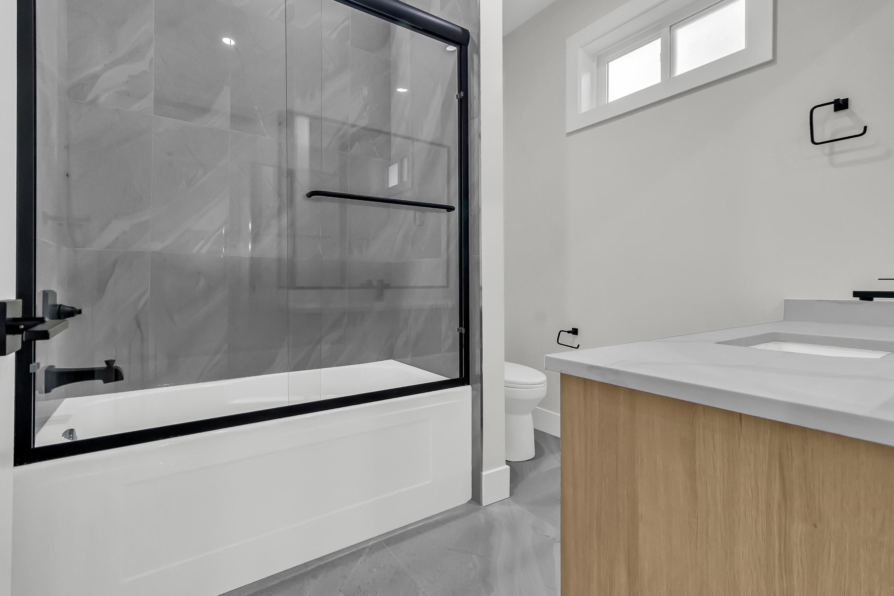 









32729


Fraser

Crescent, B,
Mission,




BC
V2V 1C9

